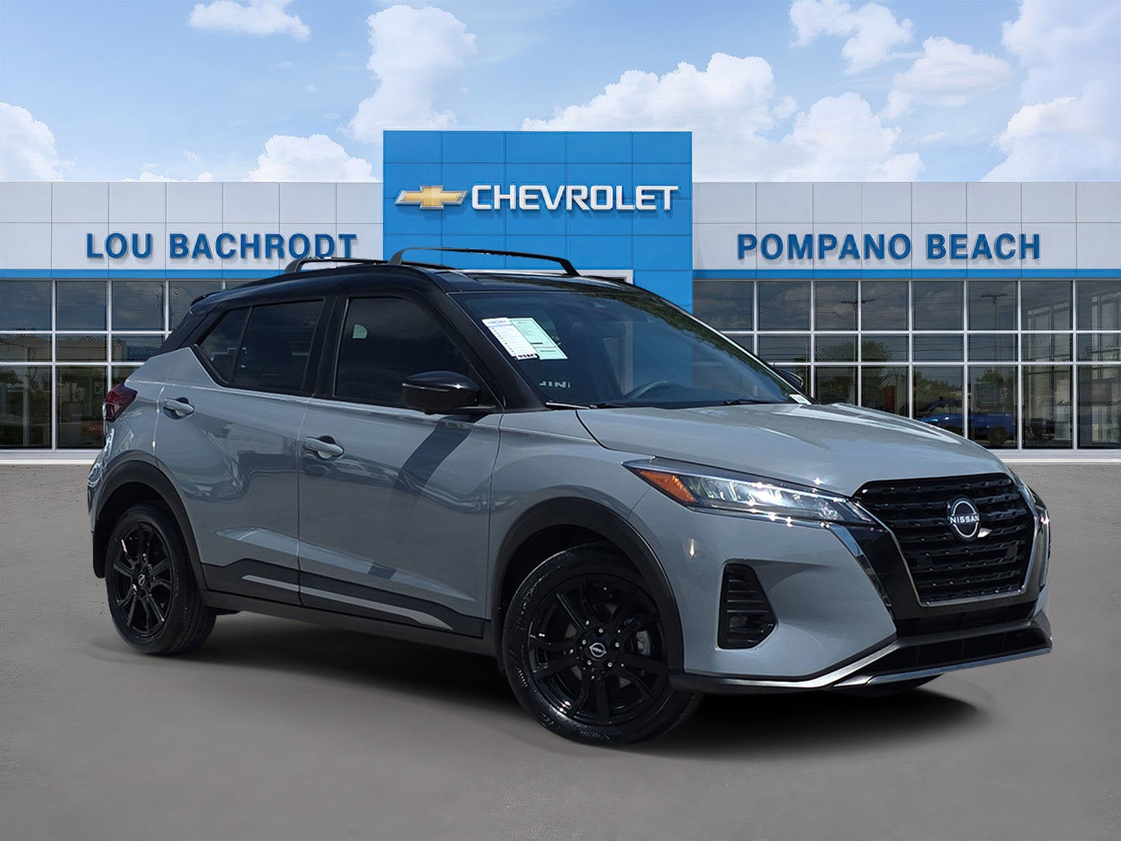 2022 Nissan Kicks SR