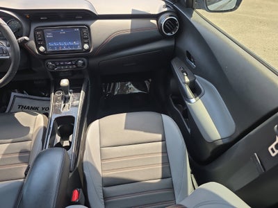 2022 Nissan Kicks SR