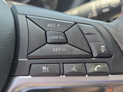 2022 Nissan Kicks SR