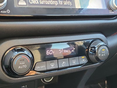 2021 Nissan Kicks SR