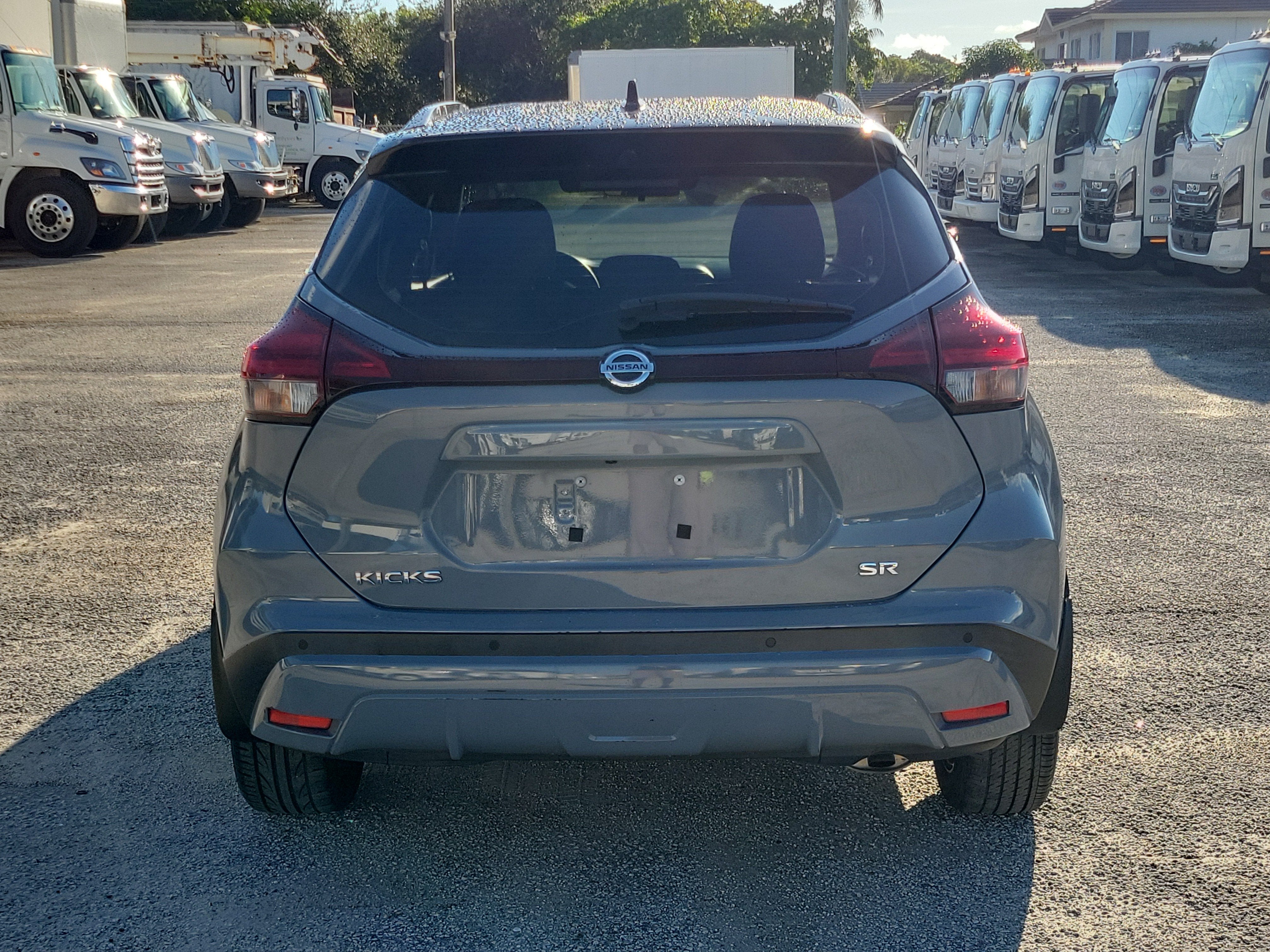 2021 Nissan Kicks SR