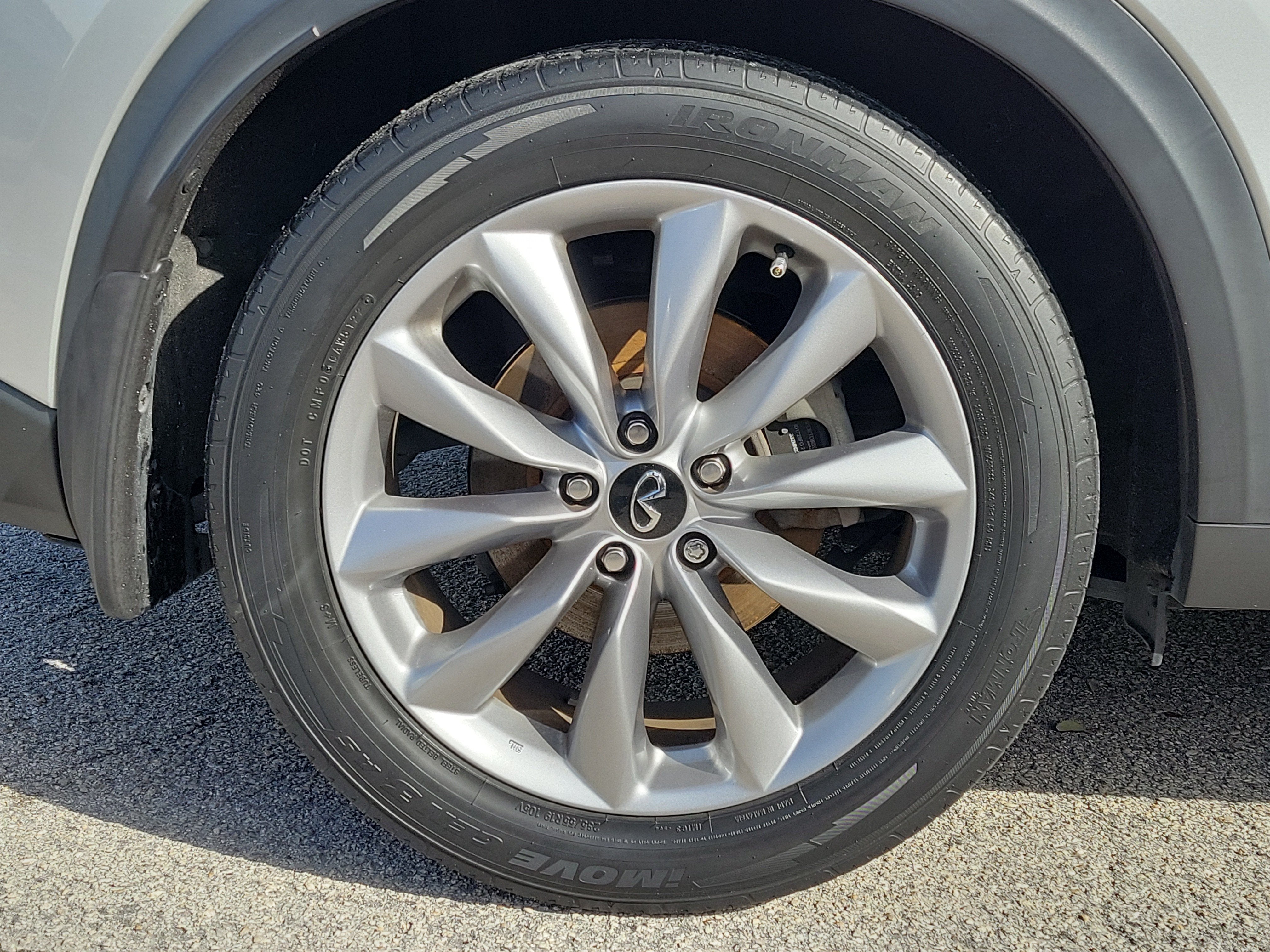 2021 INFINITI QX50 LUXE