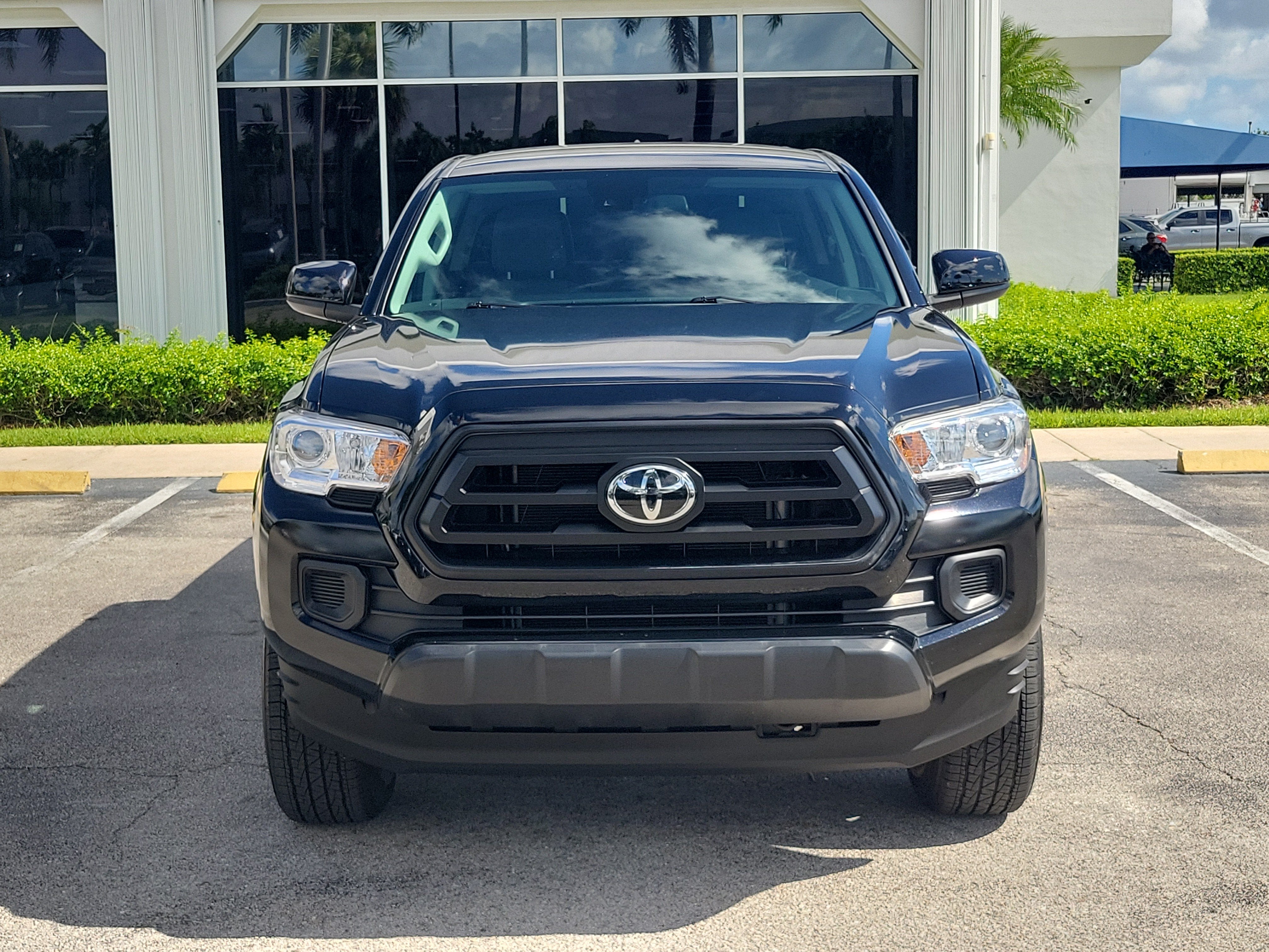 2022 Toyota Tacoma 2WD SR