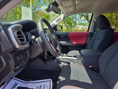 2022 Toyota Tacoma 4WD SR