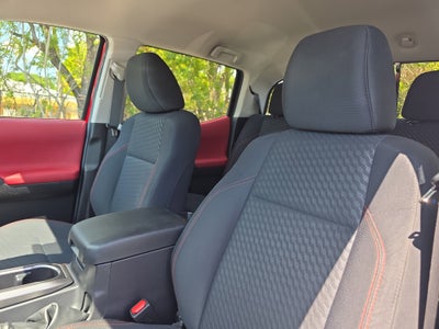 2022 Toyota Tacoma 4WD SR