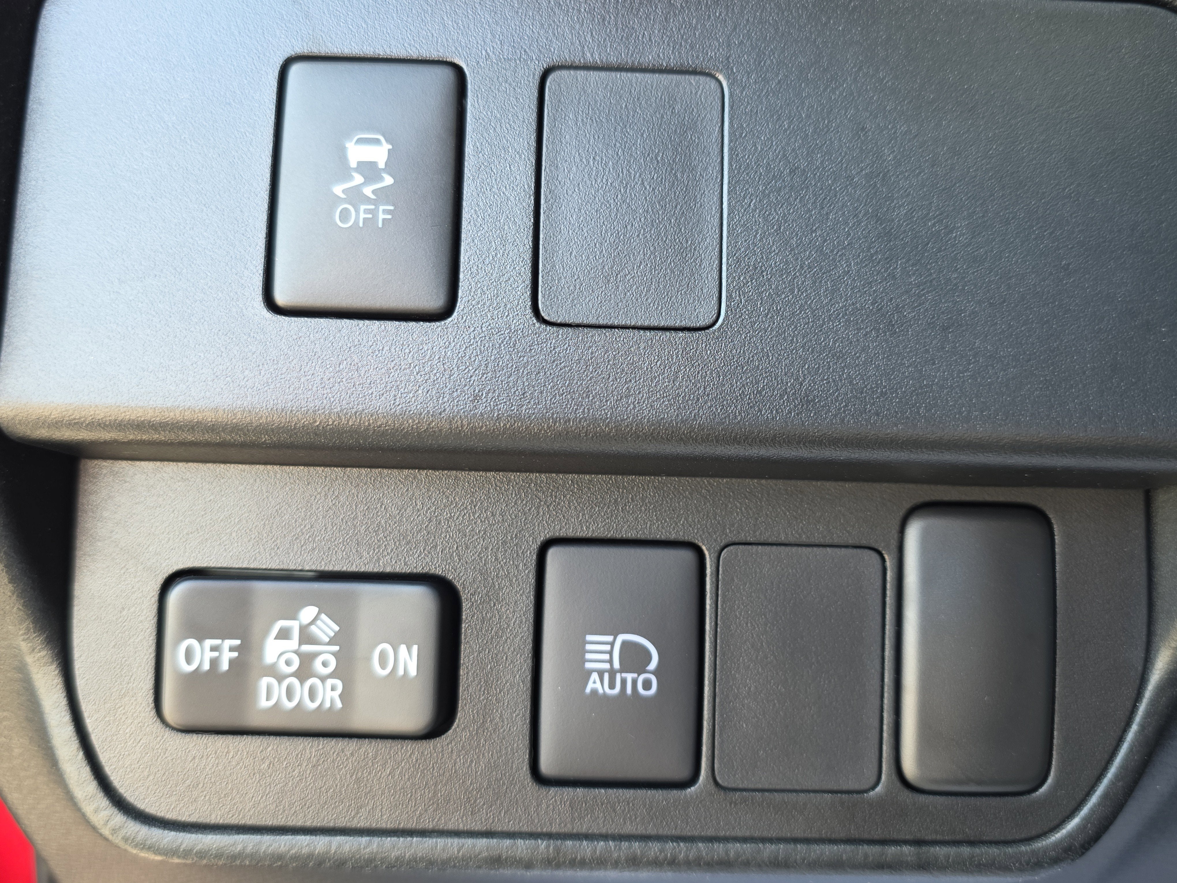 2022 Toyota Tacoma 4WD SR