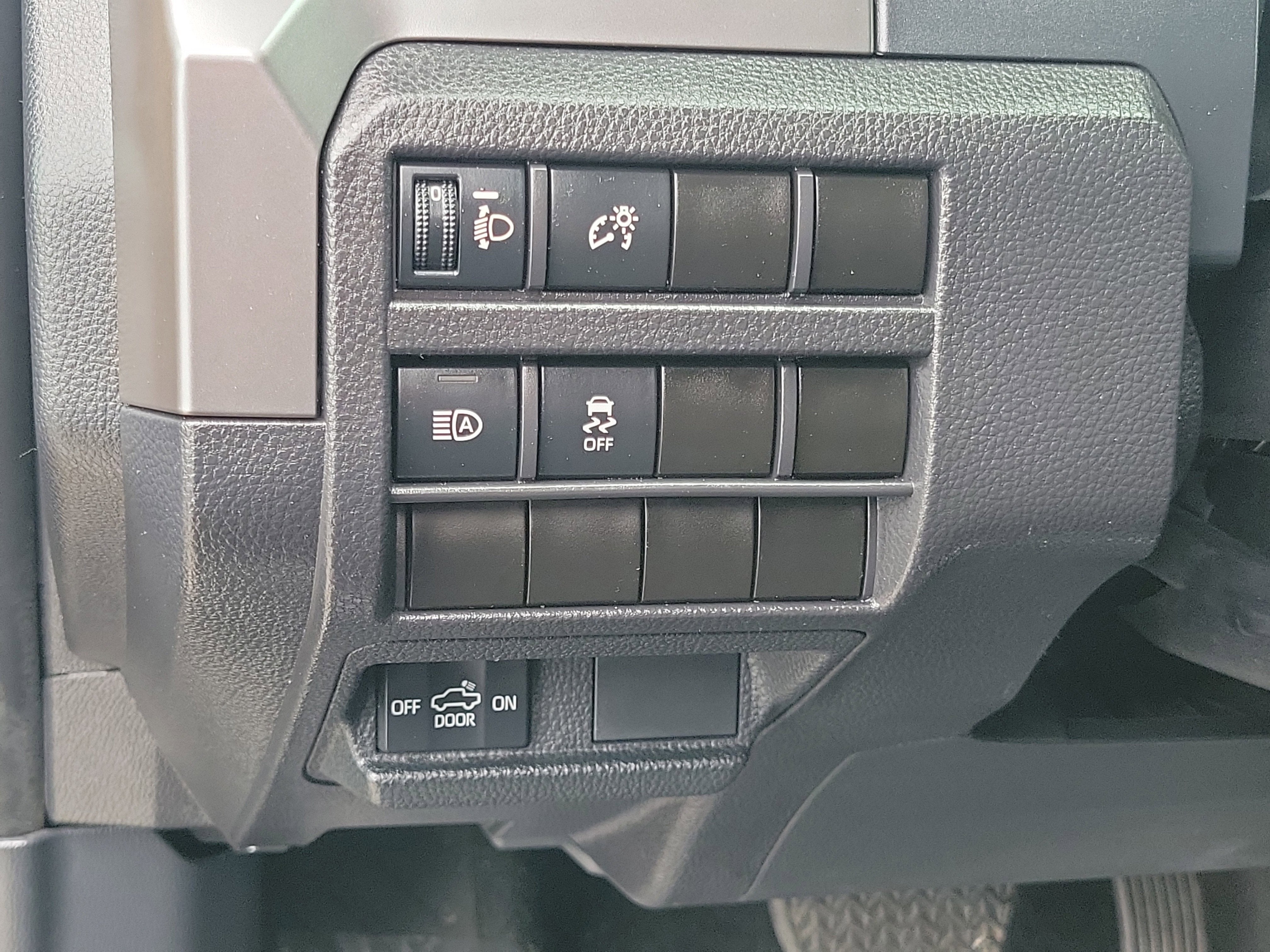 2024 Toyota Tacoma 2WD SR5