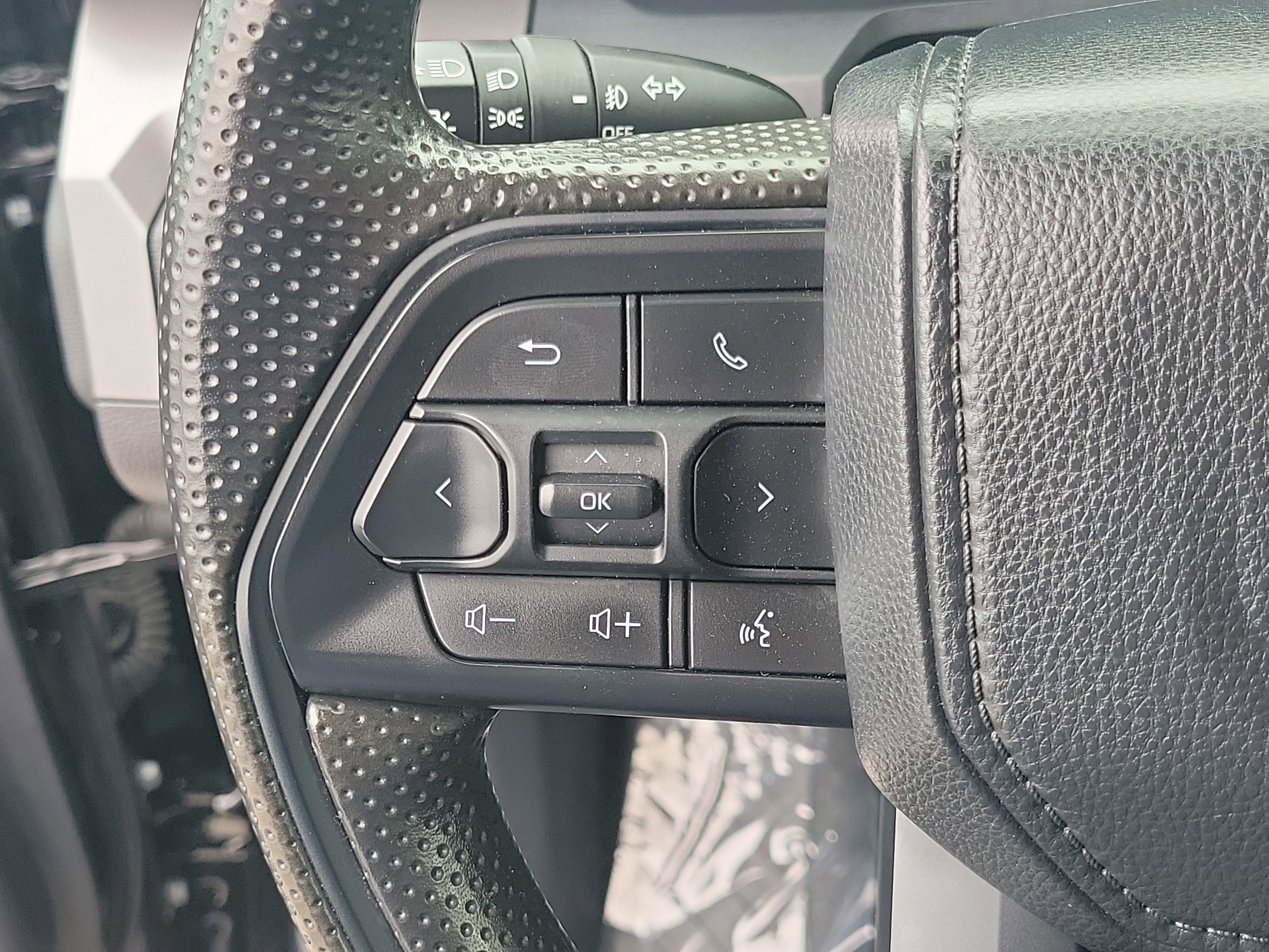 2024 Toyota Tacoma 2WD SR5