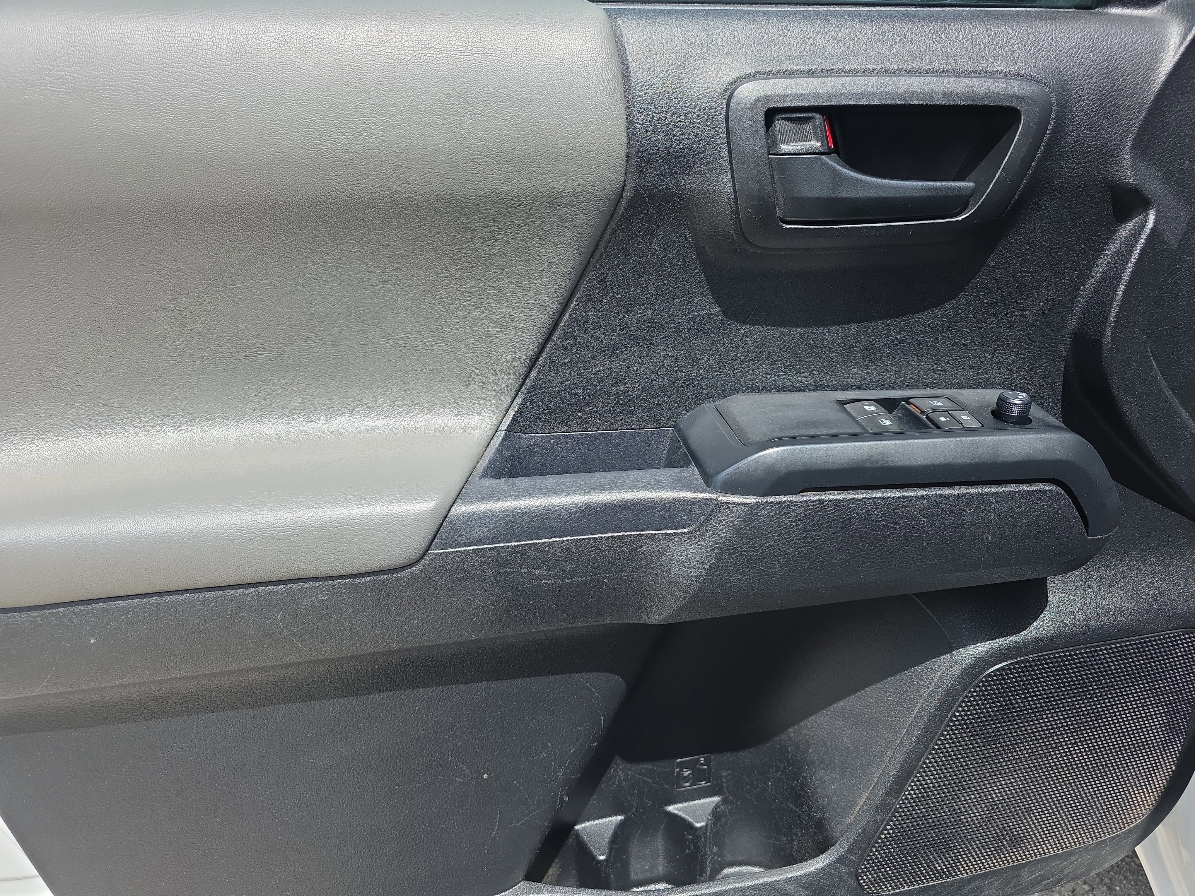 2023 Toyota Tacoma 2WD SR