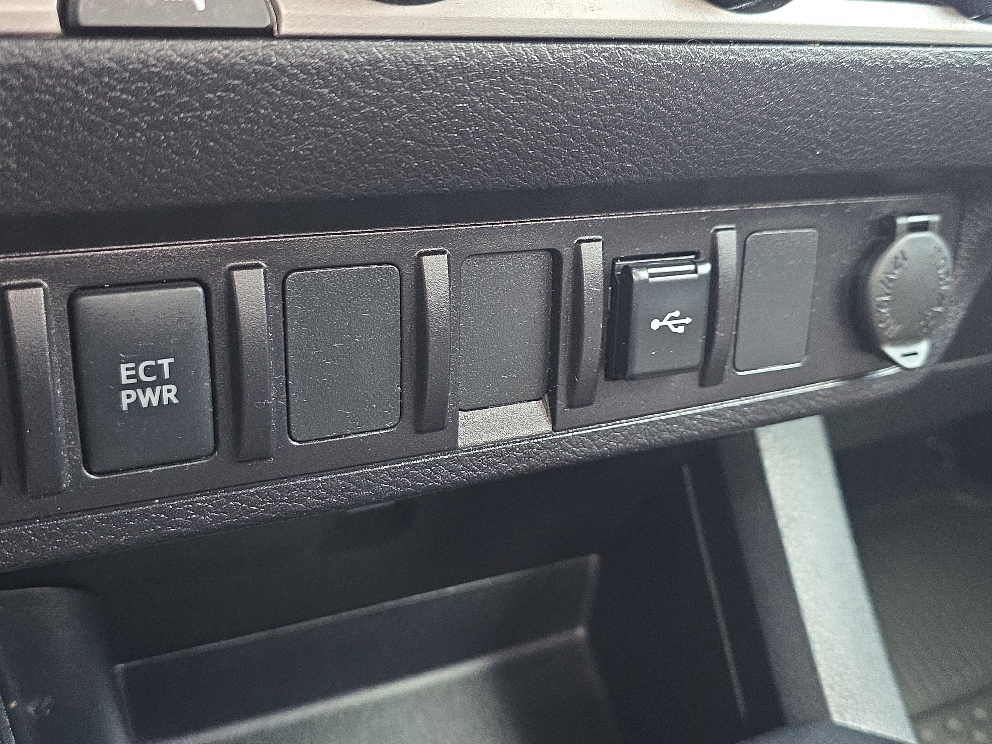 2023 Toyota Tacoma 2WD SR