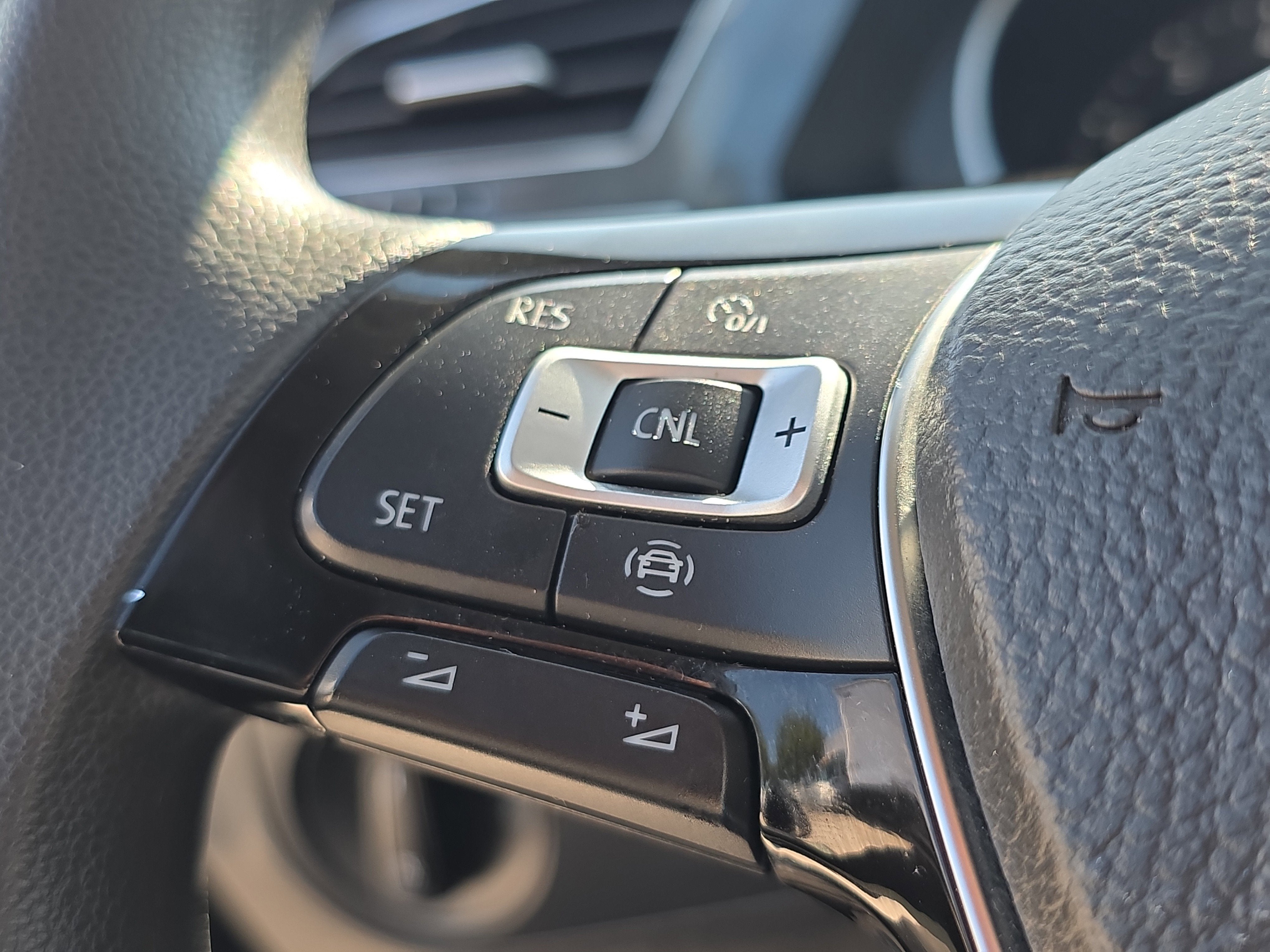 2020 Volkswagen Tiguan S