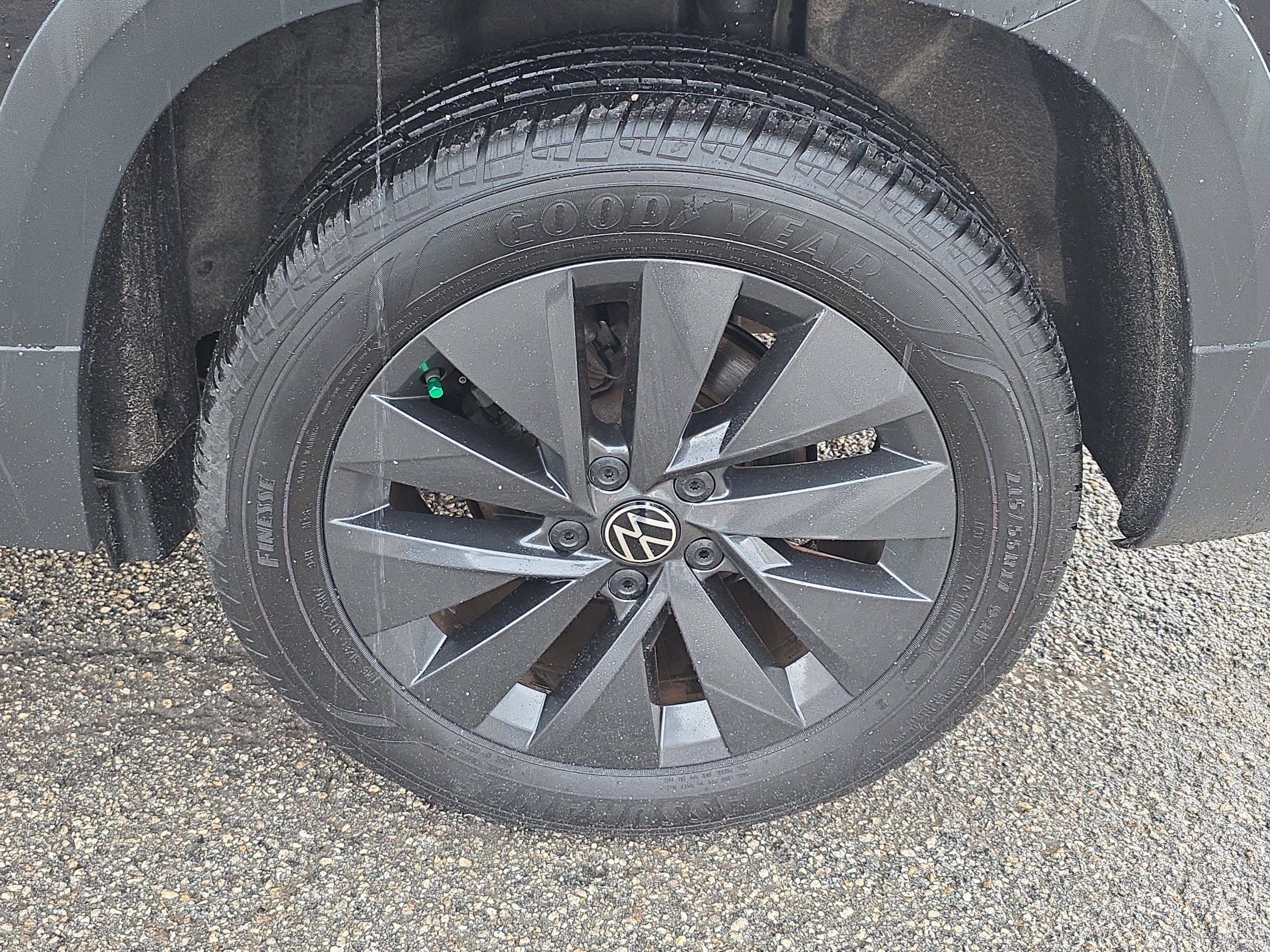2024 Volkswagen Taos S
