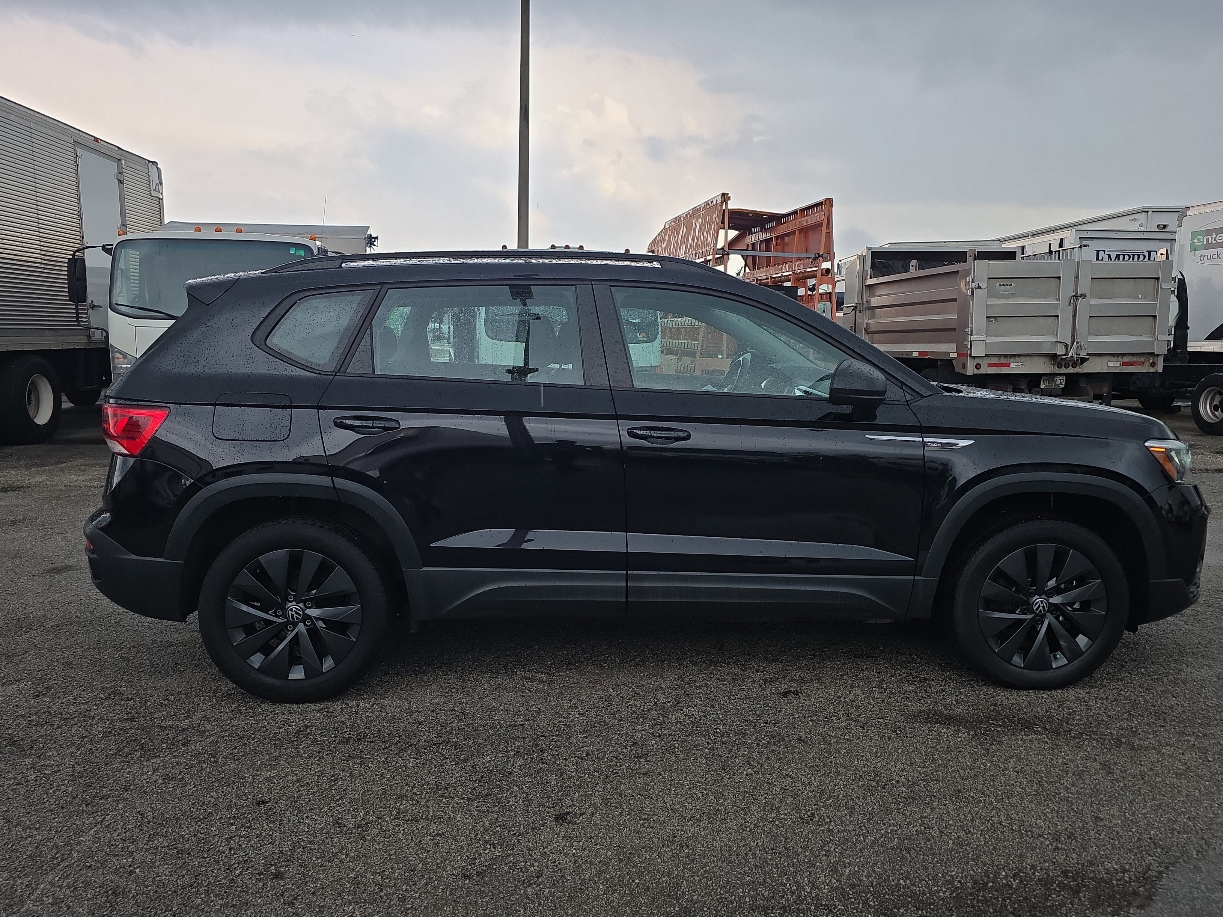 2024 Volkswagen Taos S