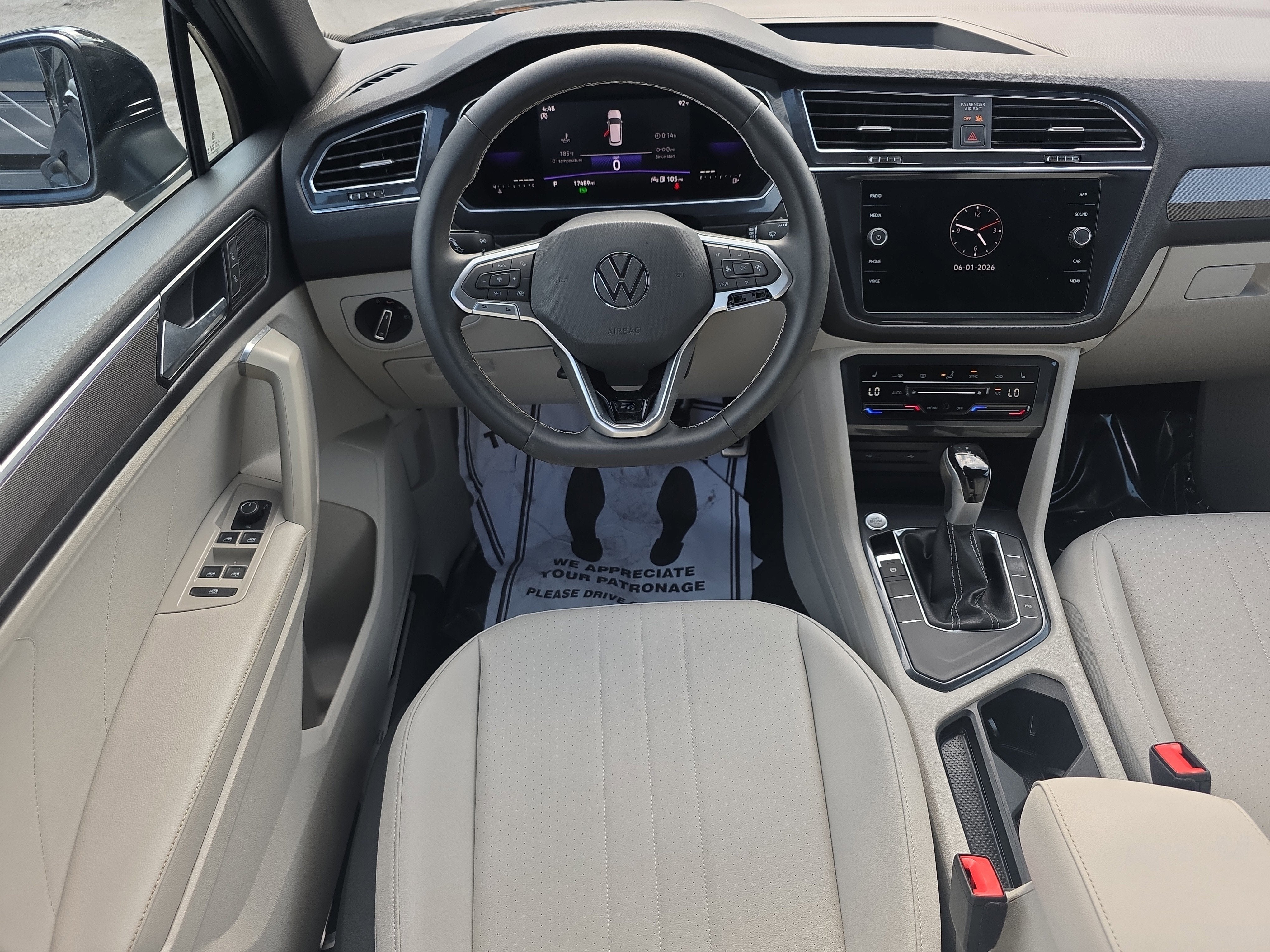 2023 Volkswagen Tiguan SE R-Line Black