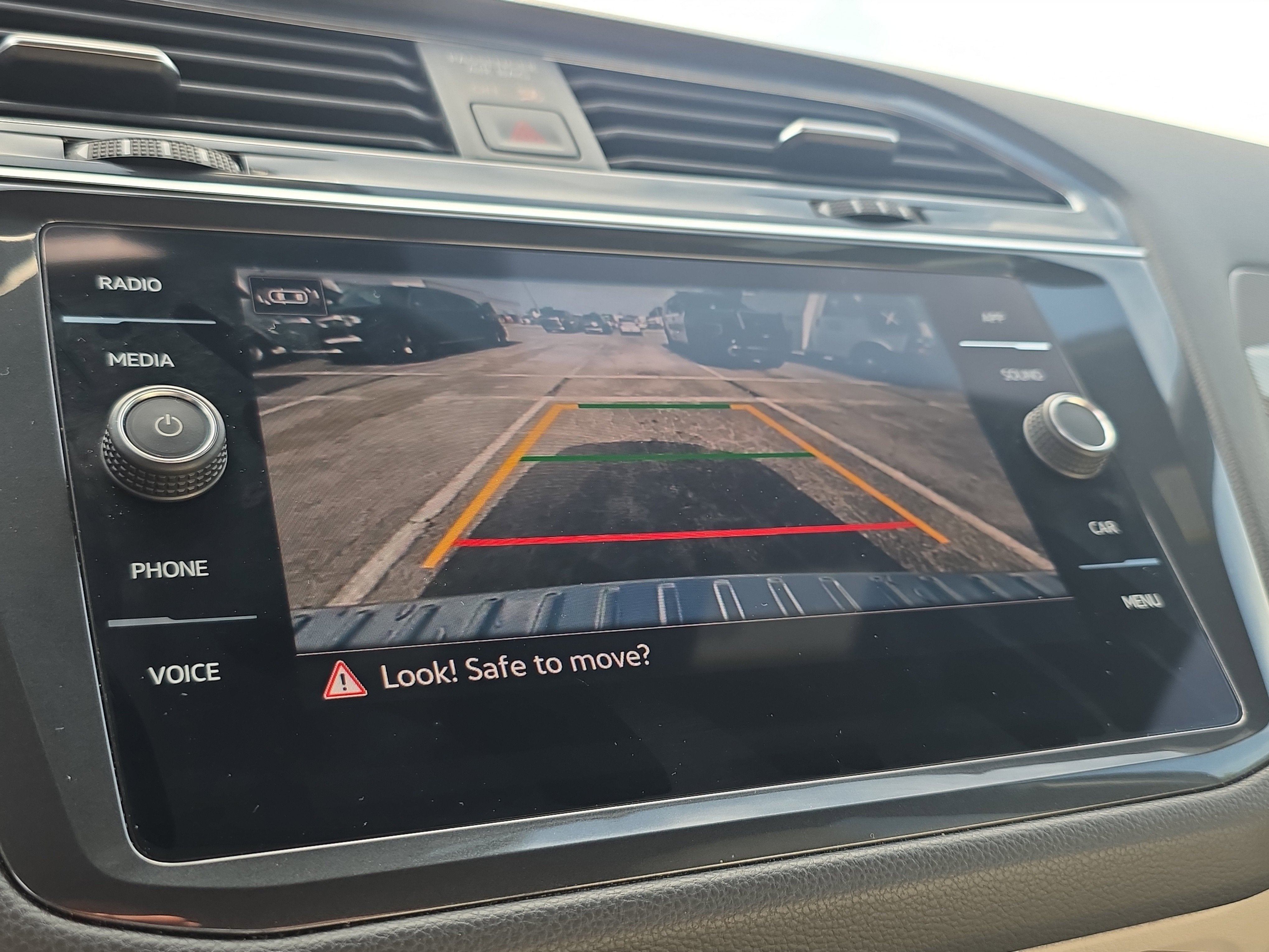 2023 Volkswagen Tiguan SE R-Line Black