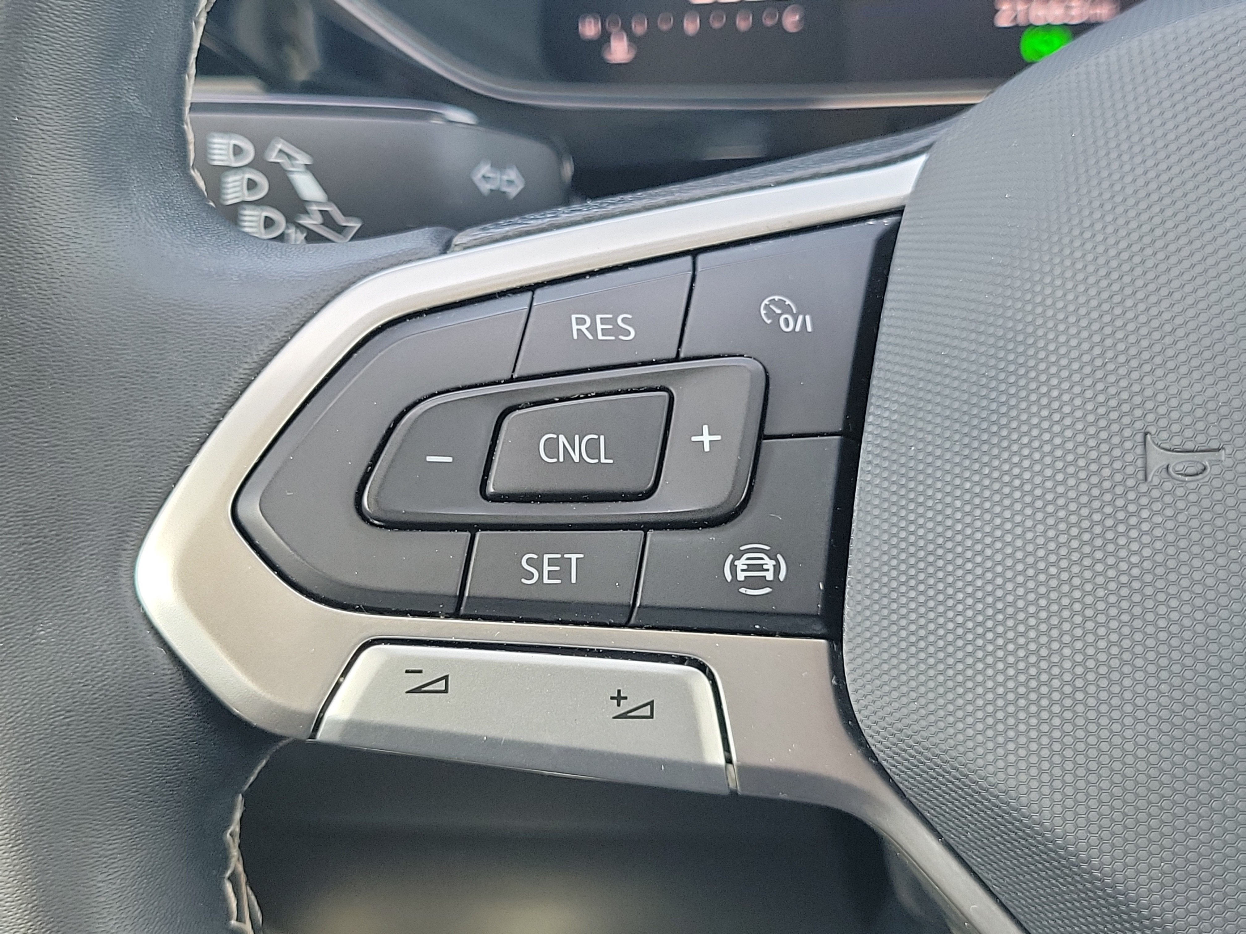 2023 Volkswagen Taos S