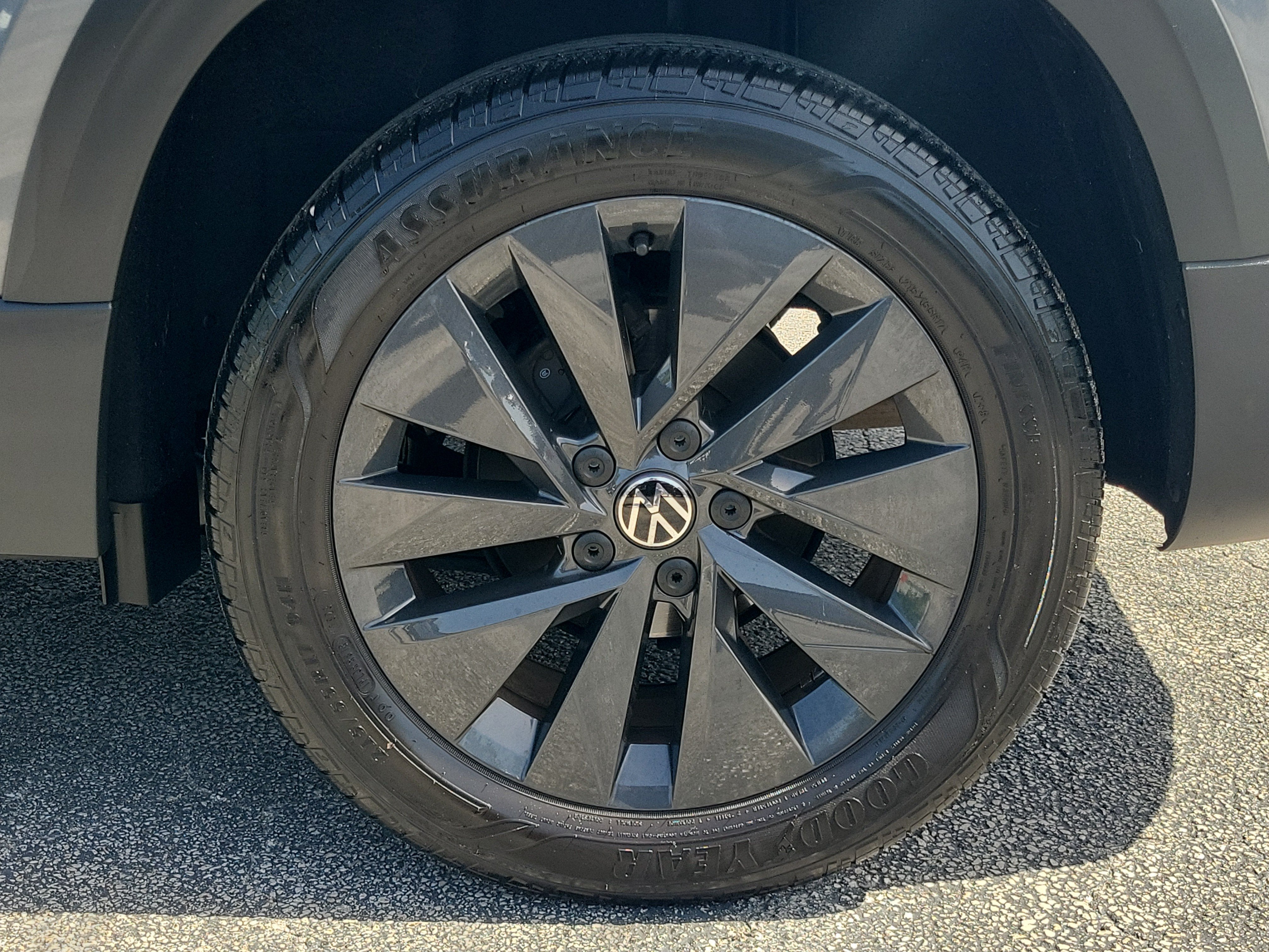 2023 Volkswagen Taos S