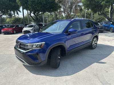 2024 Volkswagen Taos SE