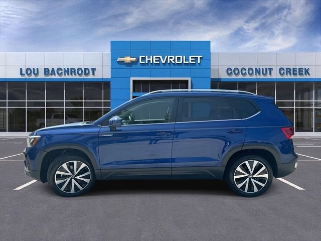 2024 Volkswagen Taos SE
