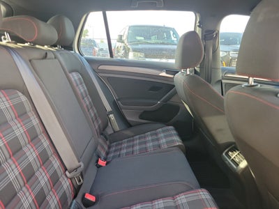 2018 Volkswagen Golf GTI S