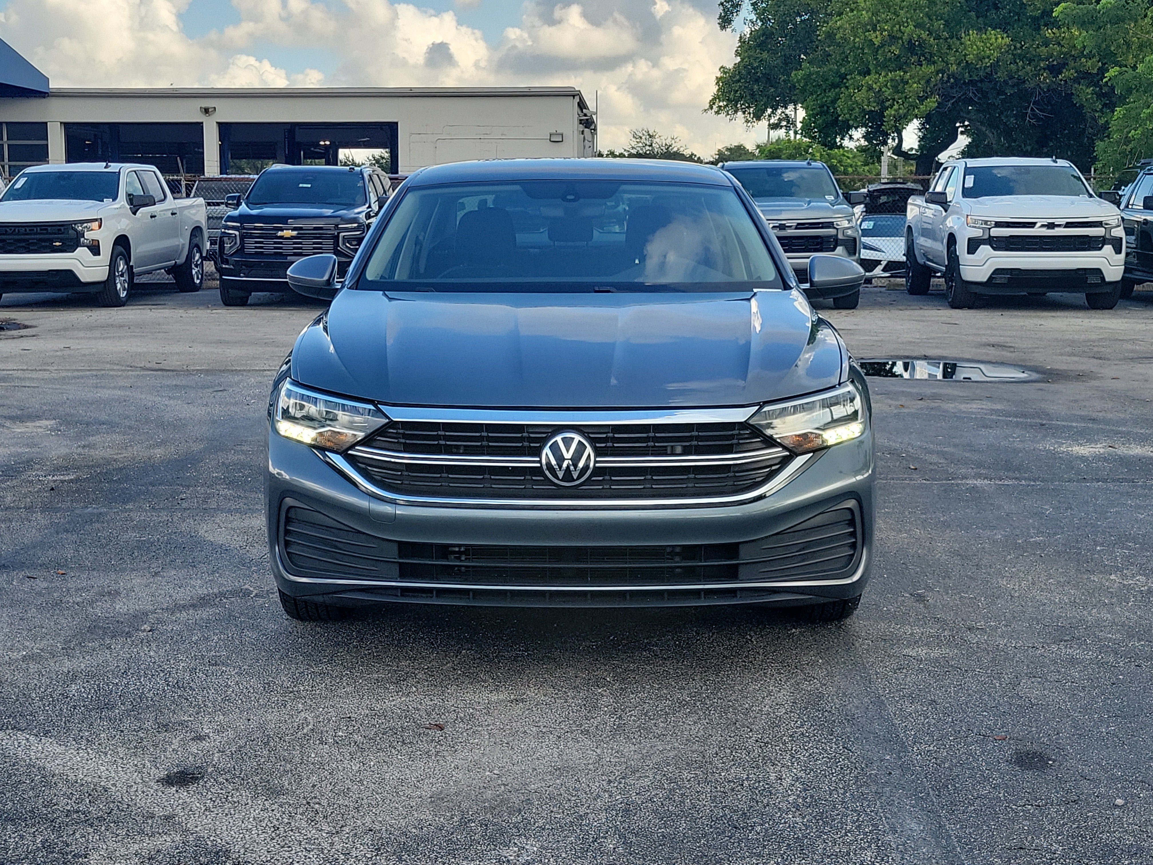 2023 Volkswagen Jetta S