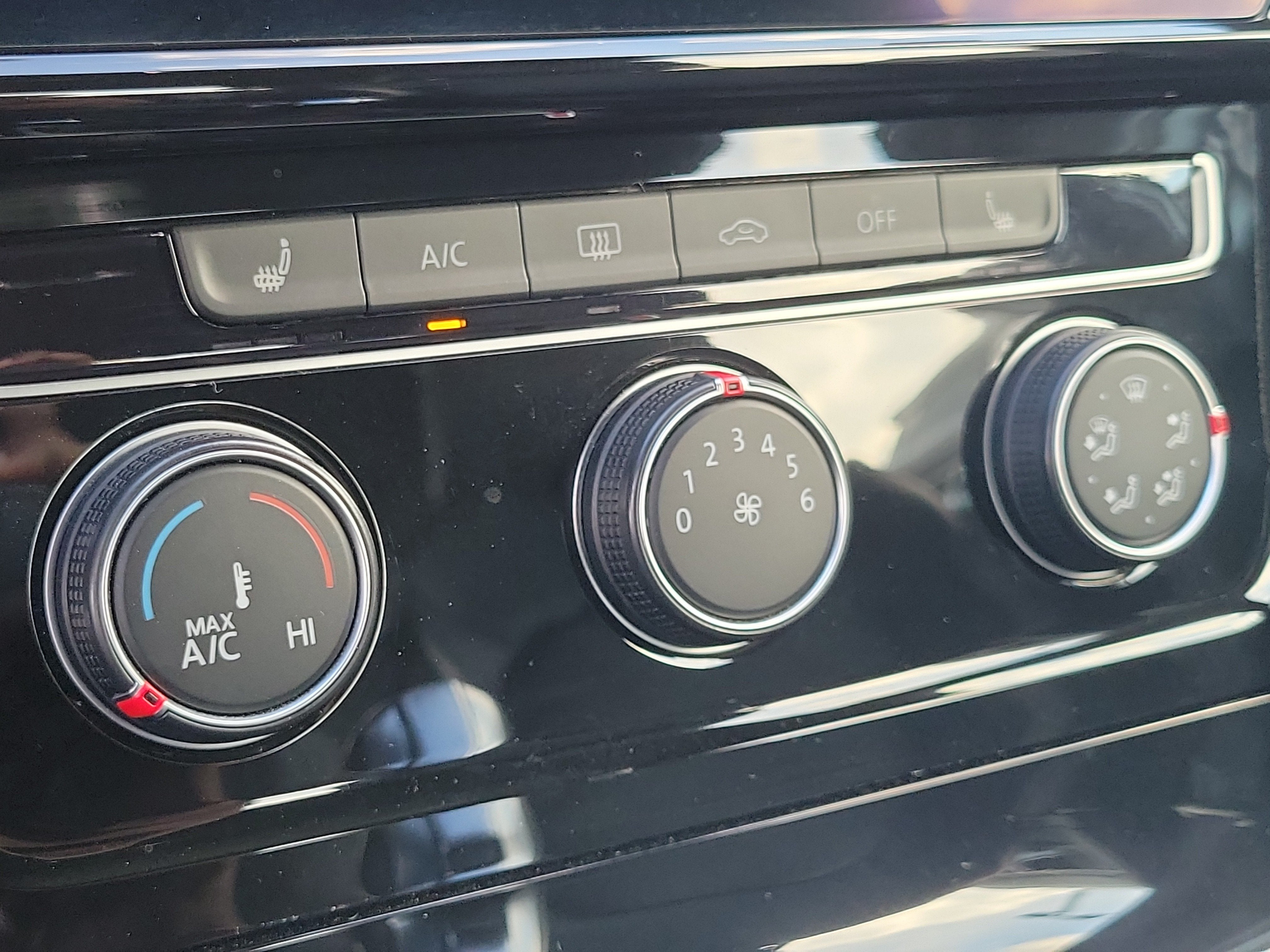 2021 Volkswagen Golf GTI S