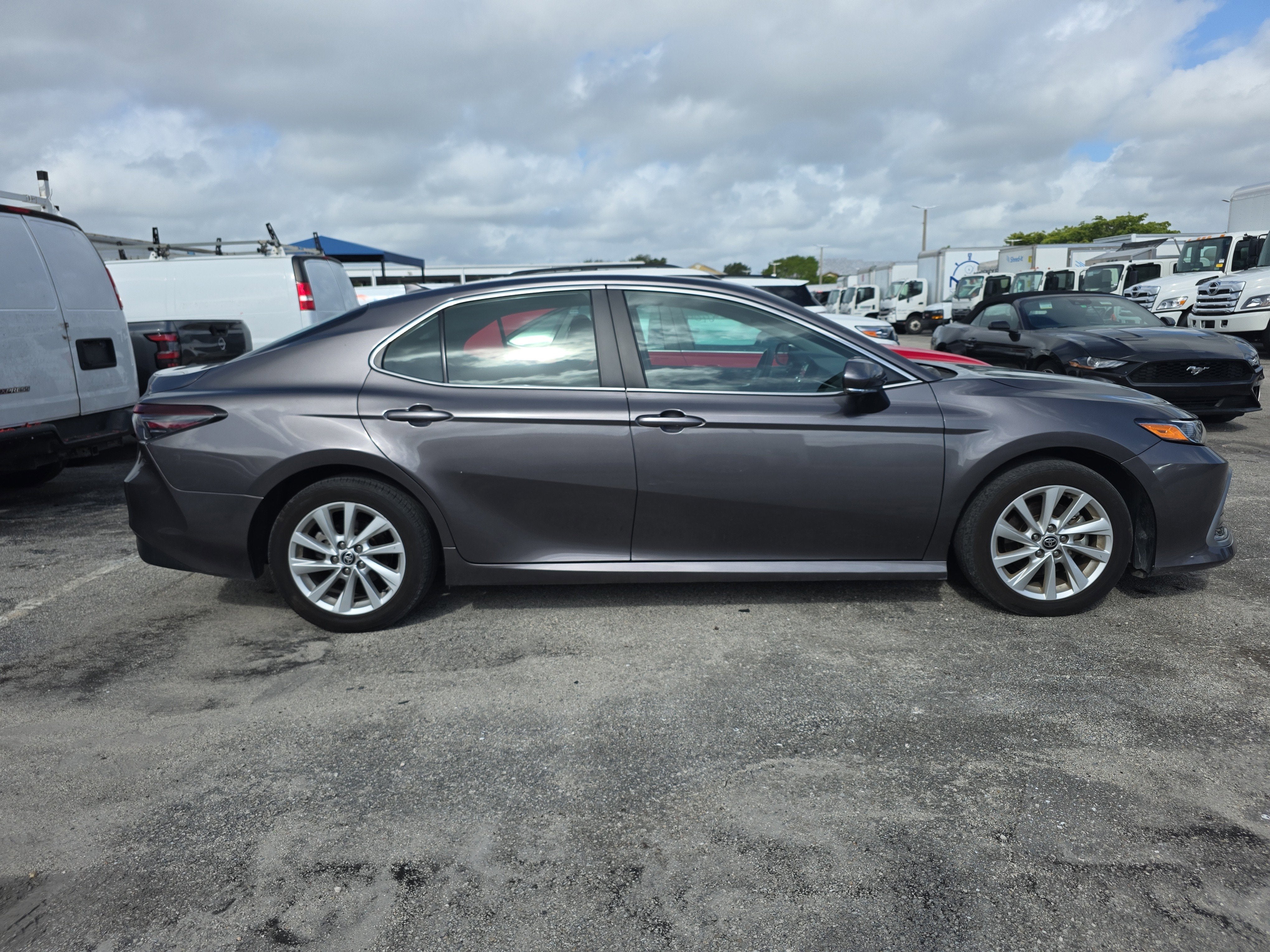 2024 Toyota Camry LE