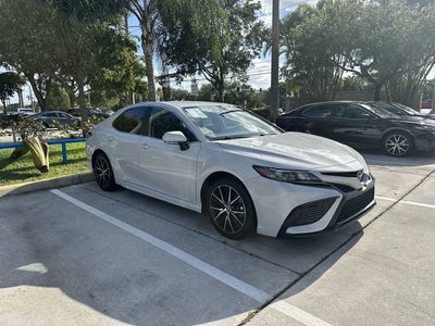 2024 Toyota Camry SE