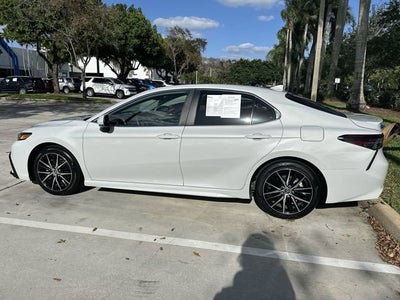 2024 Toyota Camry SE