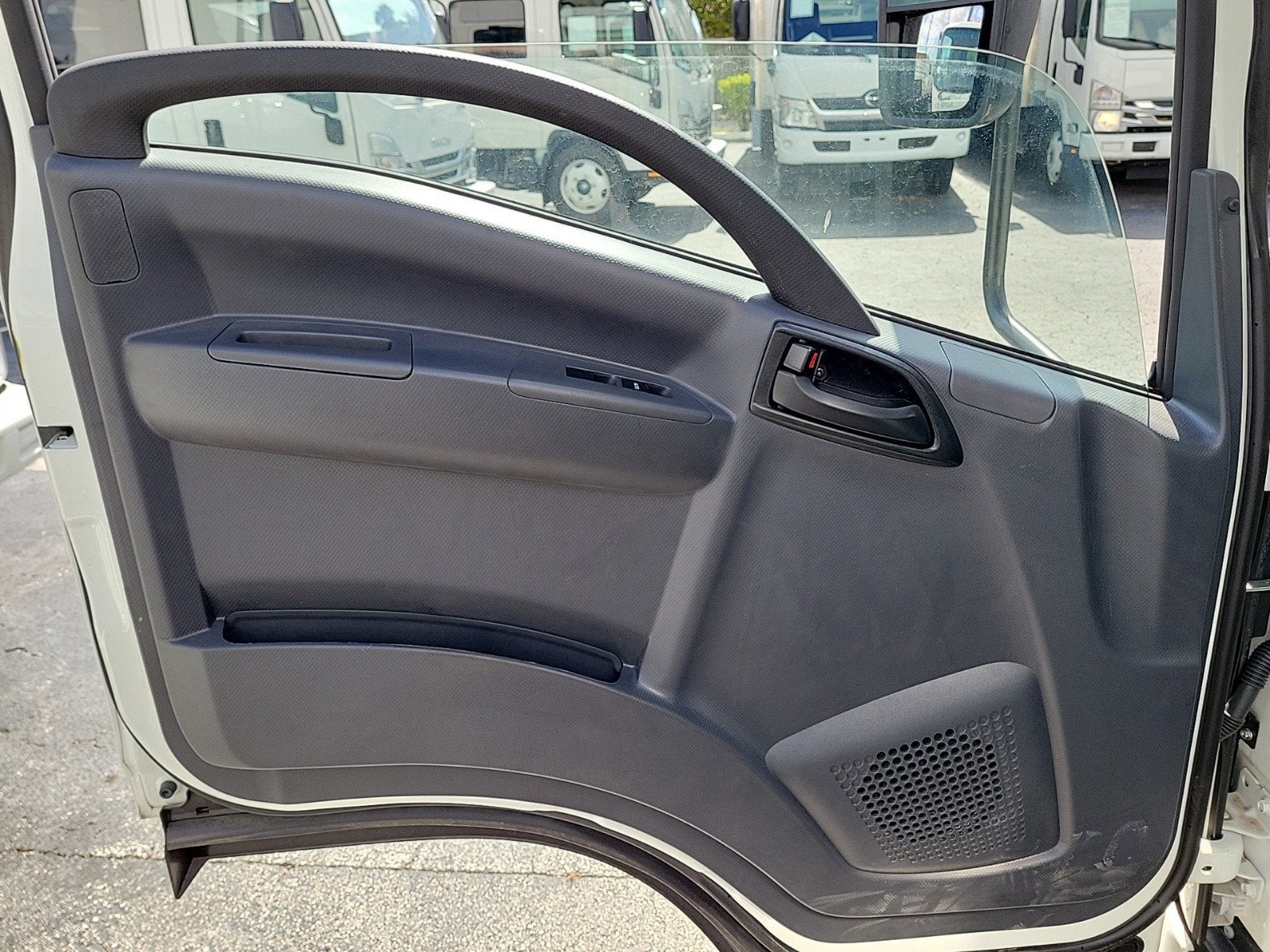 2024 Chevrolet Low Cab Forward 3500 Base