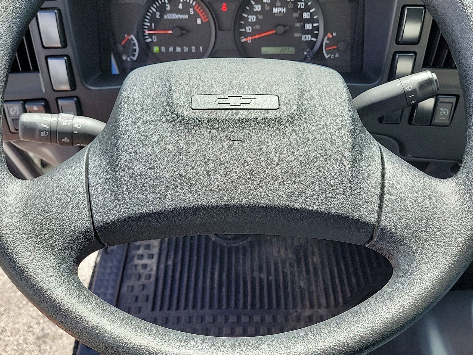 2024 Chevrolet Low Cab Forward 3500 Base