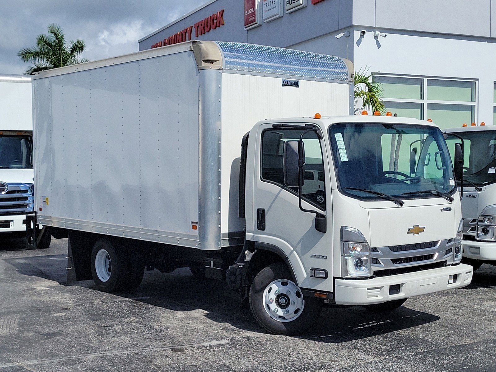 2024 Chevrolet Low Cab Forward 3500 Base