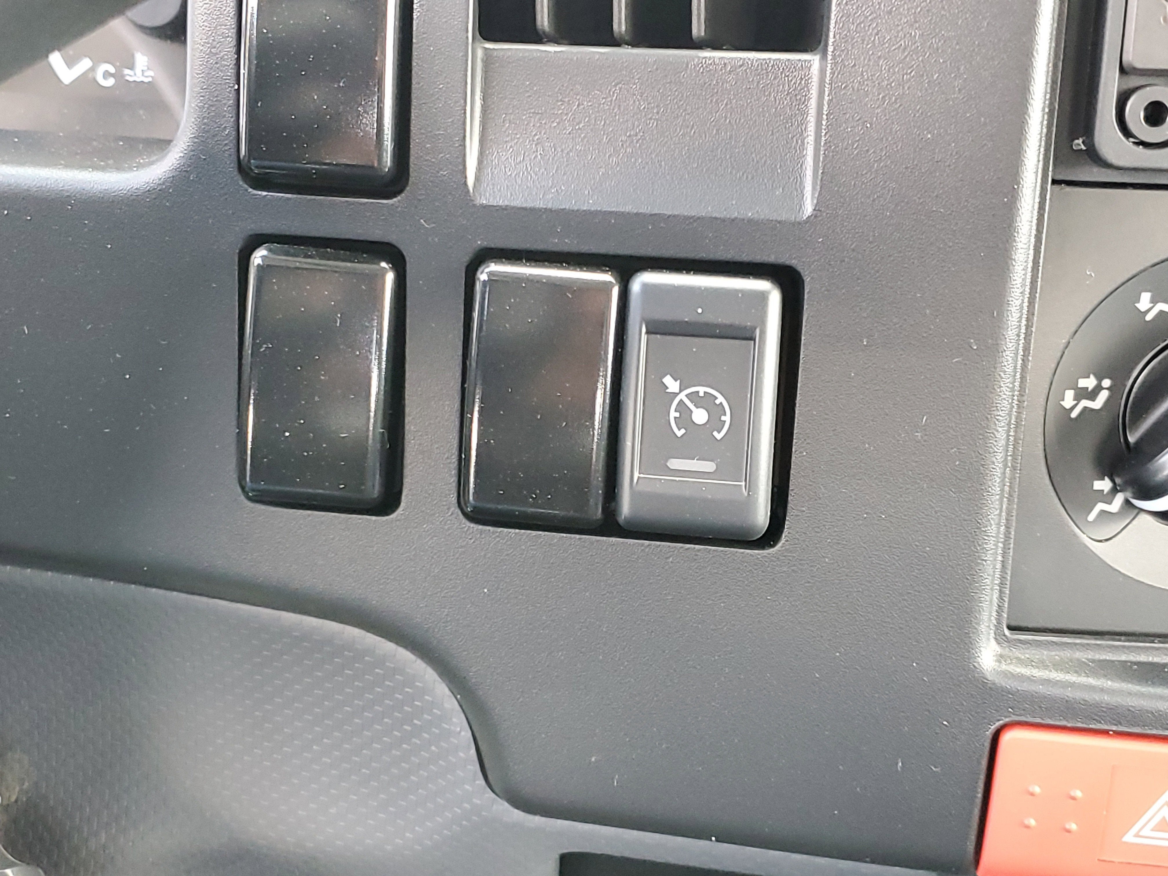 2025 Chevrolet Low Cab Forward 3500 Base