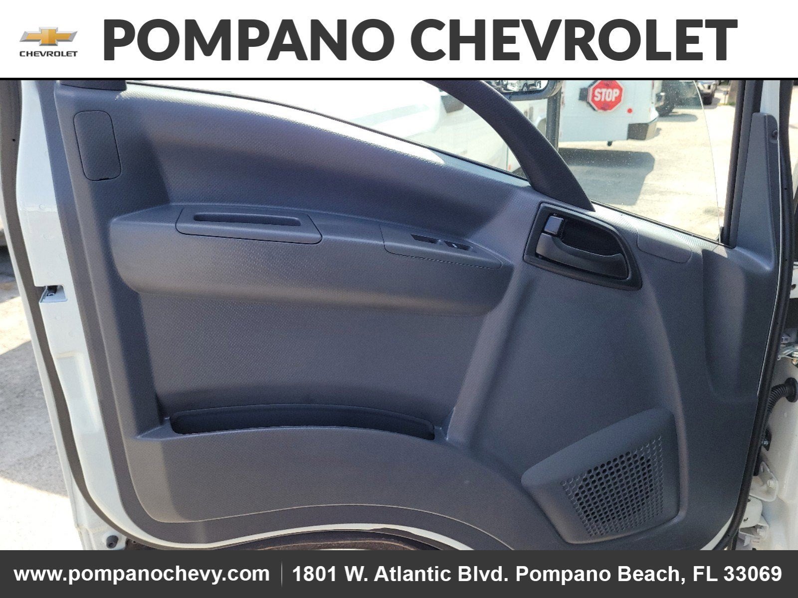 2025 Chevrolet Low Cab Forward 4500 Base