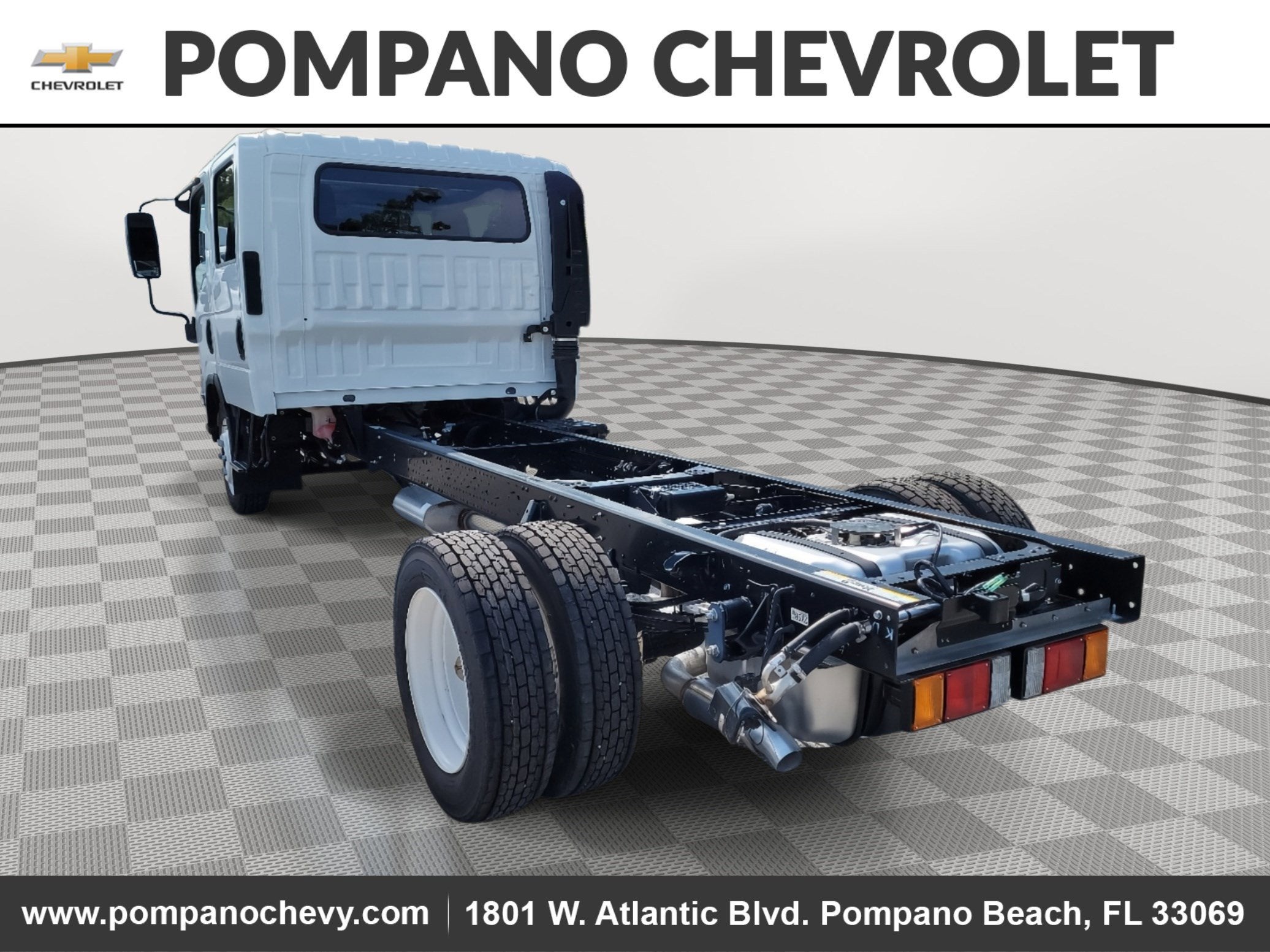 2025 Chevrolet Low Cab Forward 4500 Base