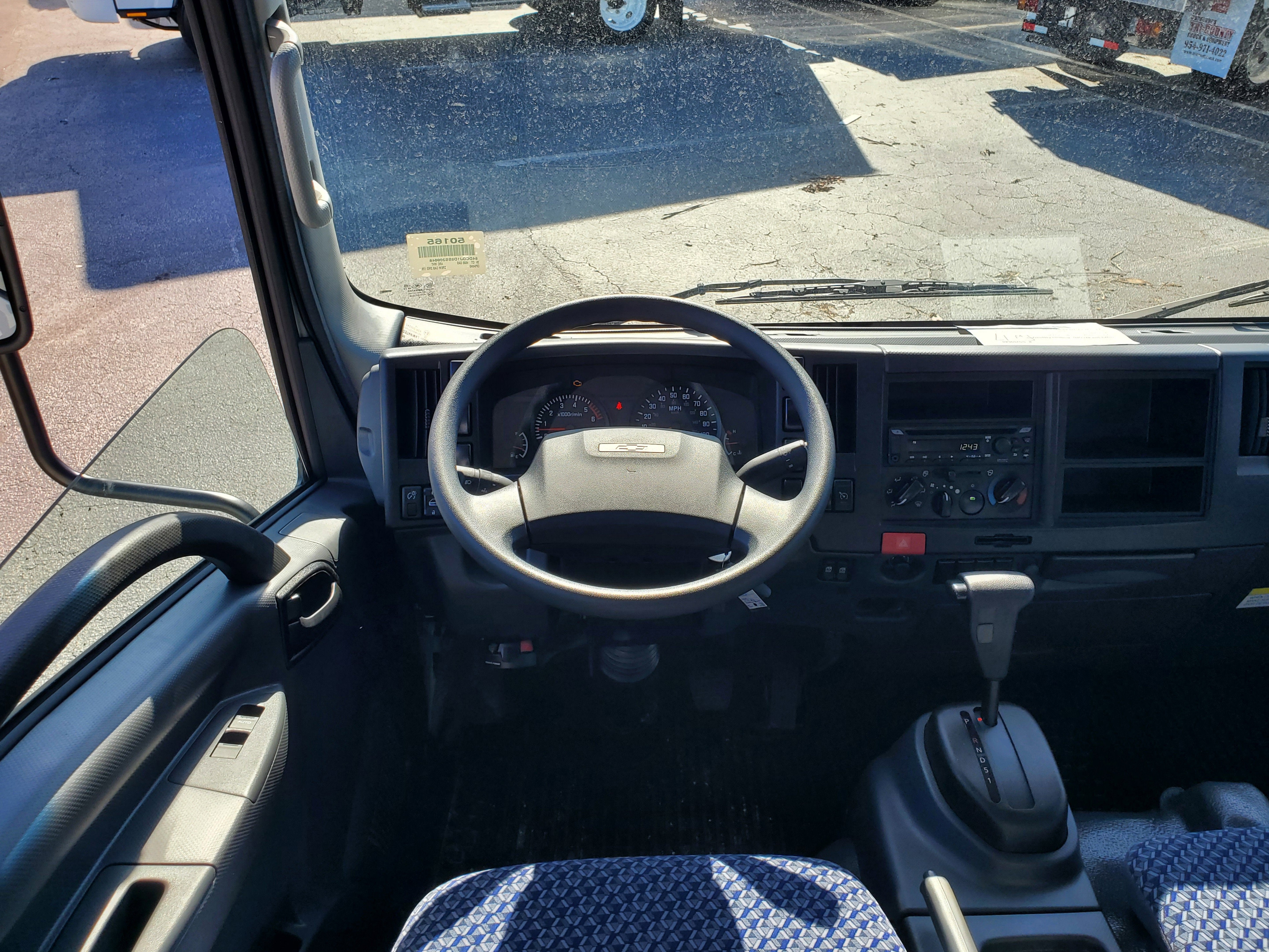 2025 Chevrolet Low Cab Forward 4500 Base