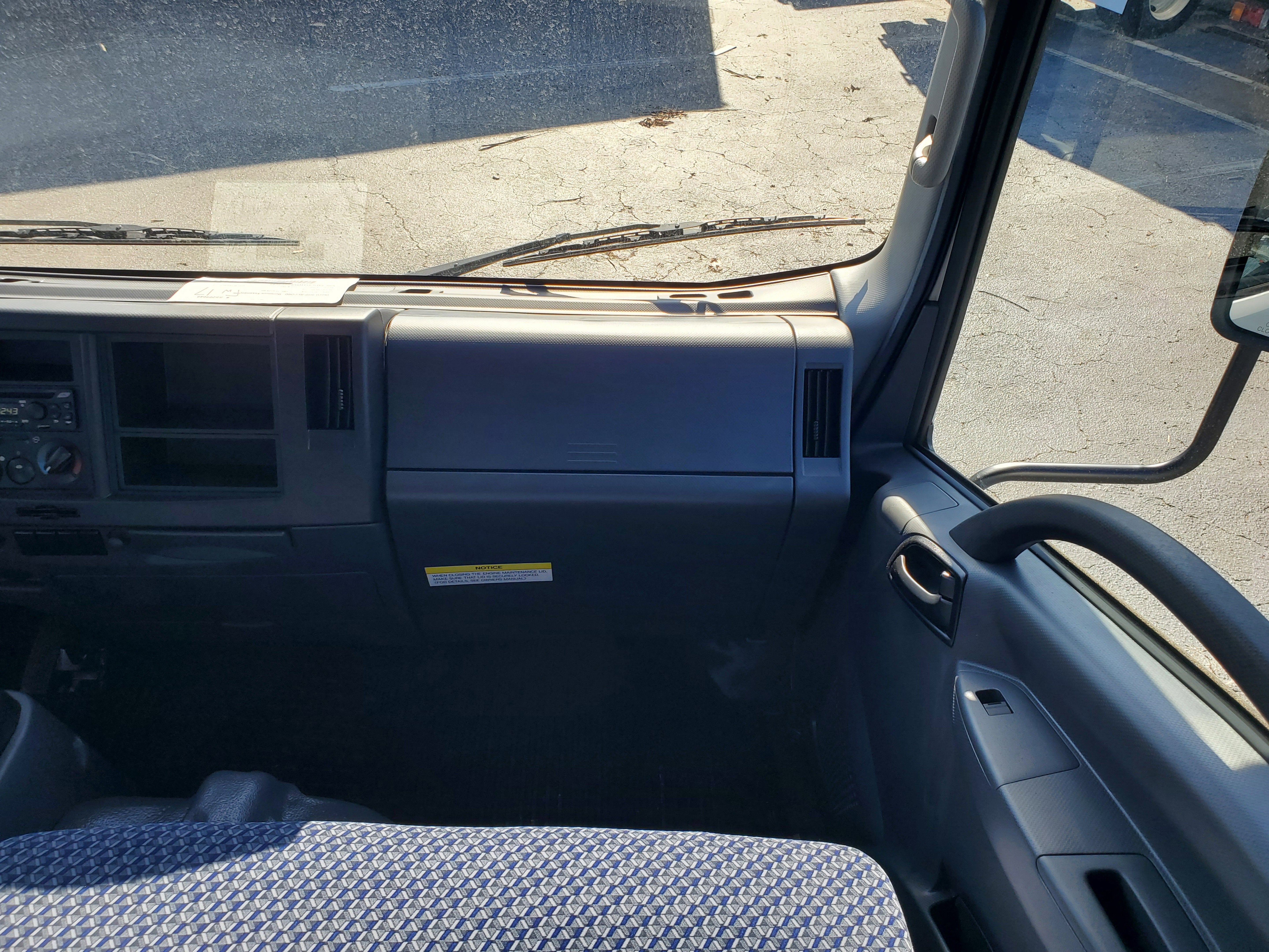 2025 Chevrolet Low Cab Forward 4500 Base