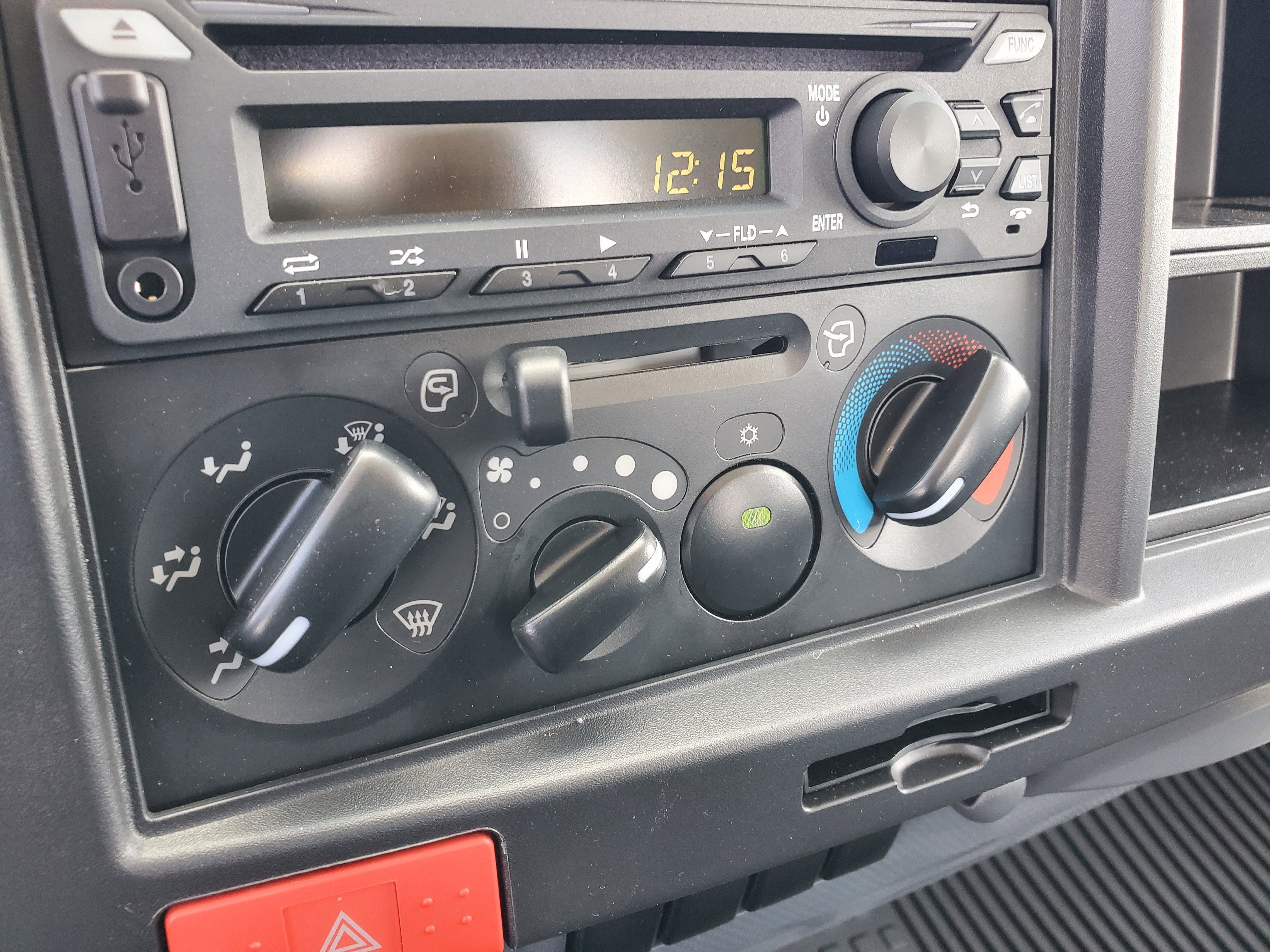 2025 Chevrolet Low Cab Forward 4500 1WT