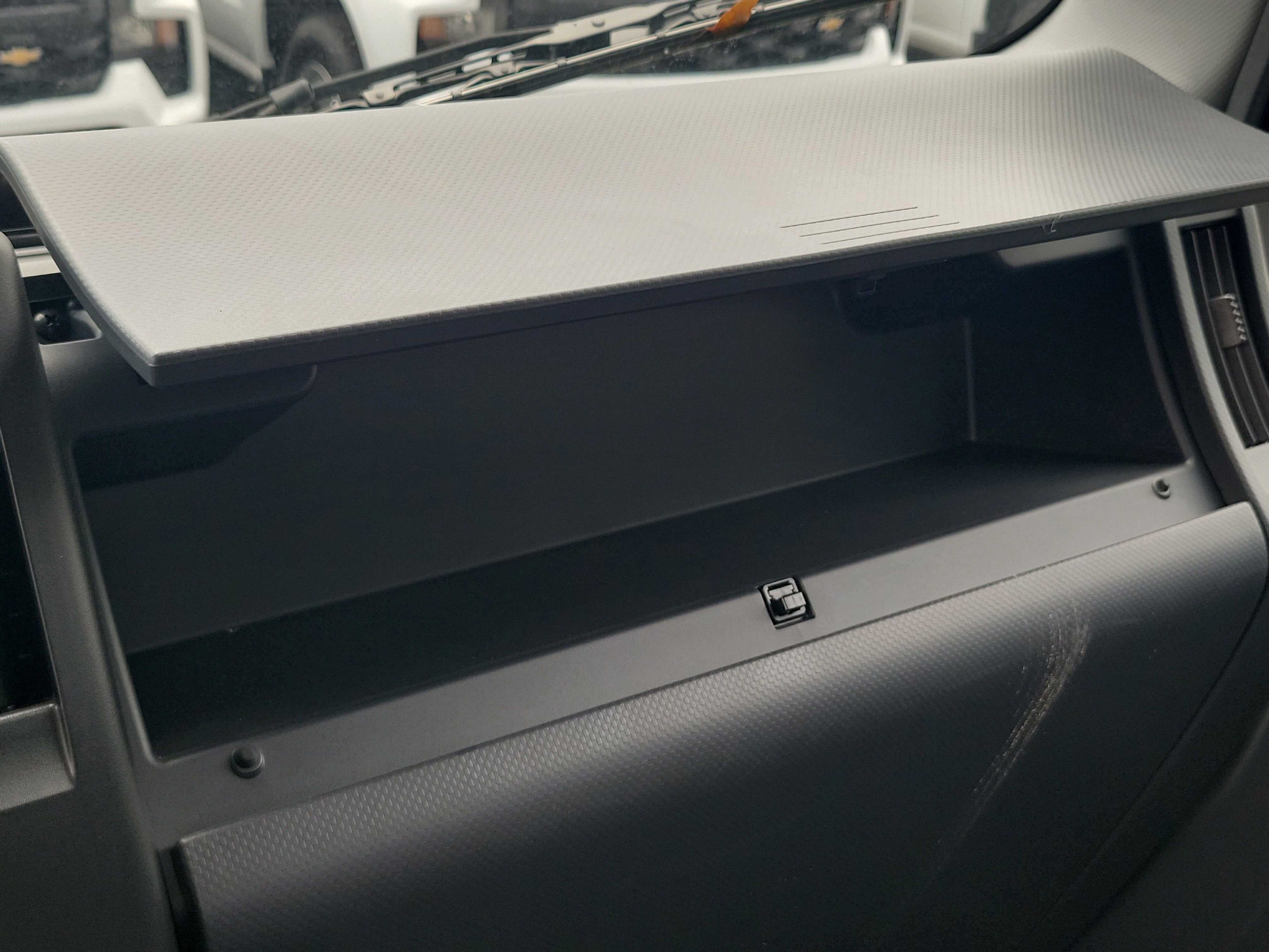 2025 Chevrolet Low Cab Forward 5500 HG Base