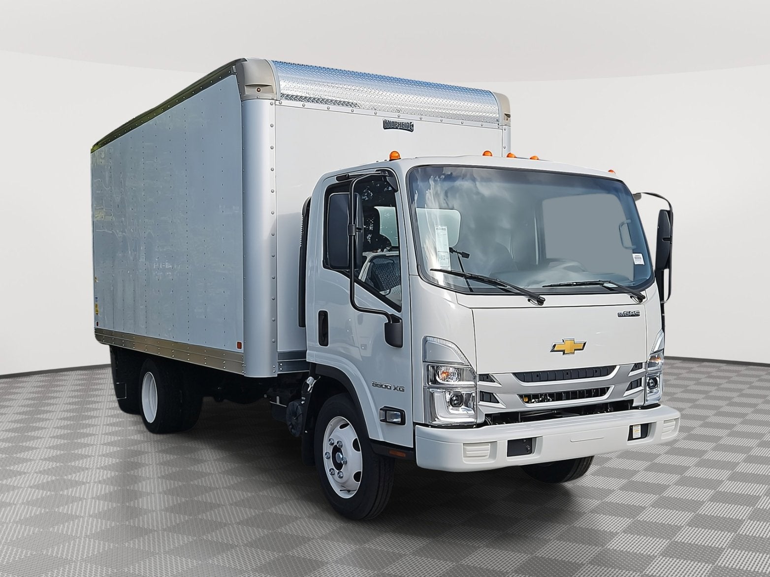2025 Chevrolet Low Cab Forward 5500 XG Base