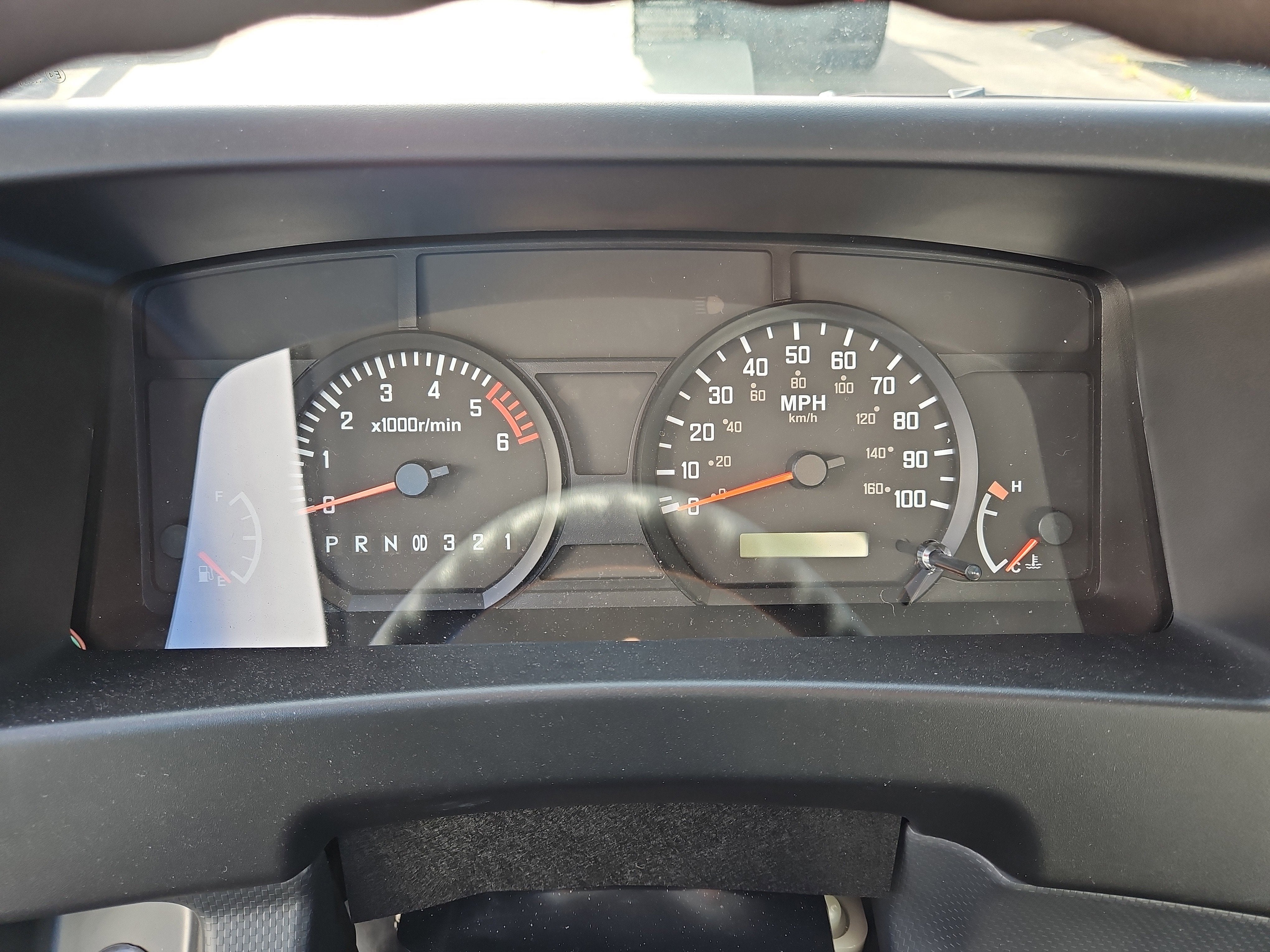 2025 Chevrolet Low Cab Forward 5500 XG Base