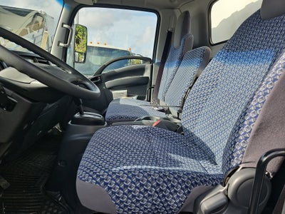 2025 Chevrolet Low Cab Forward 5500 XG Base