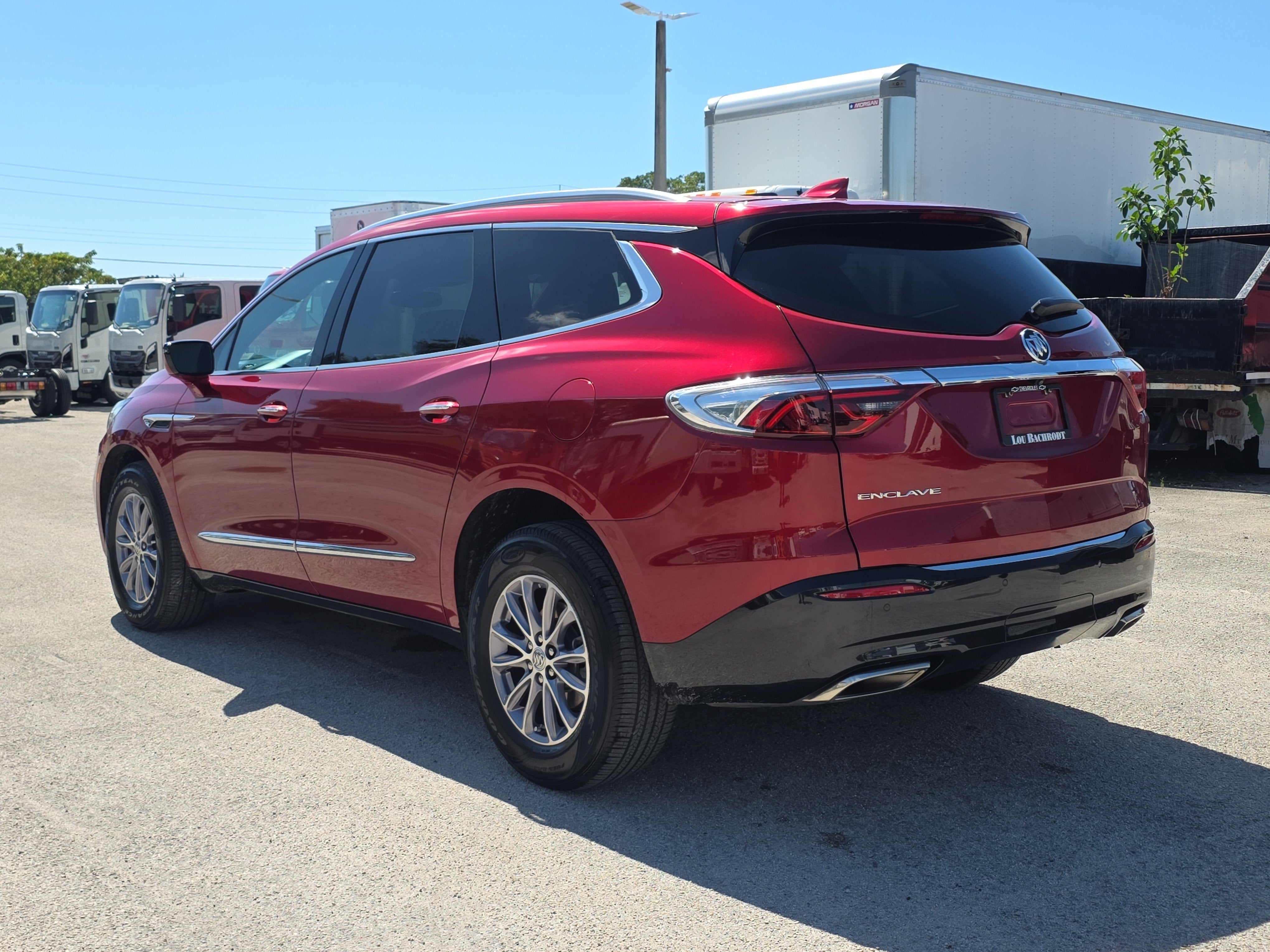 2024 Buick Enclave Essence