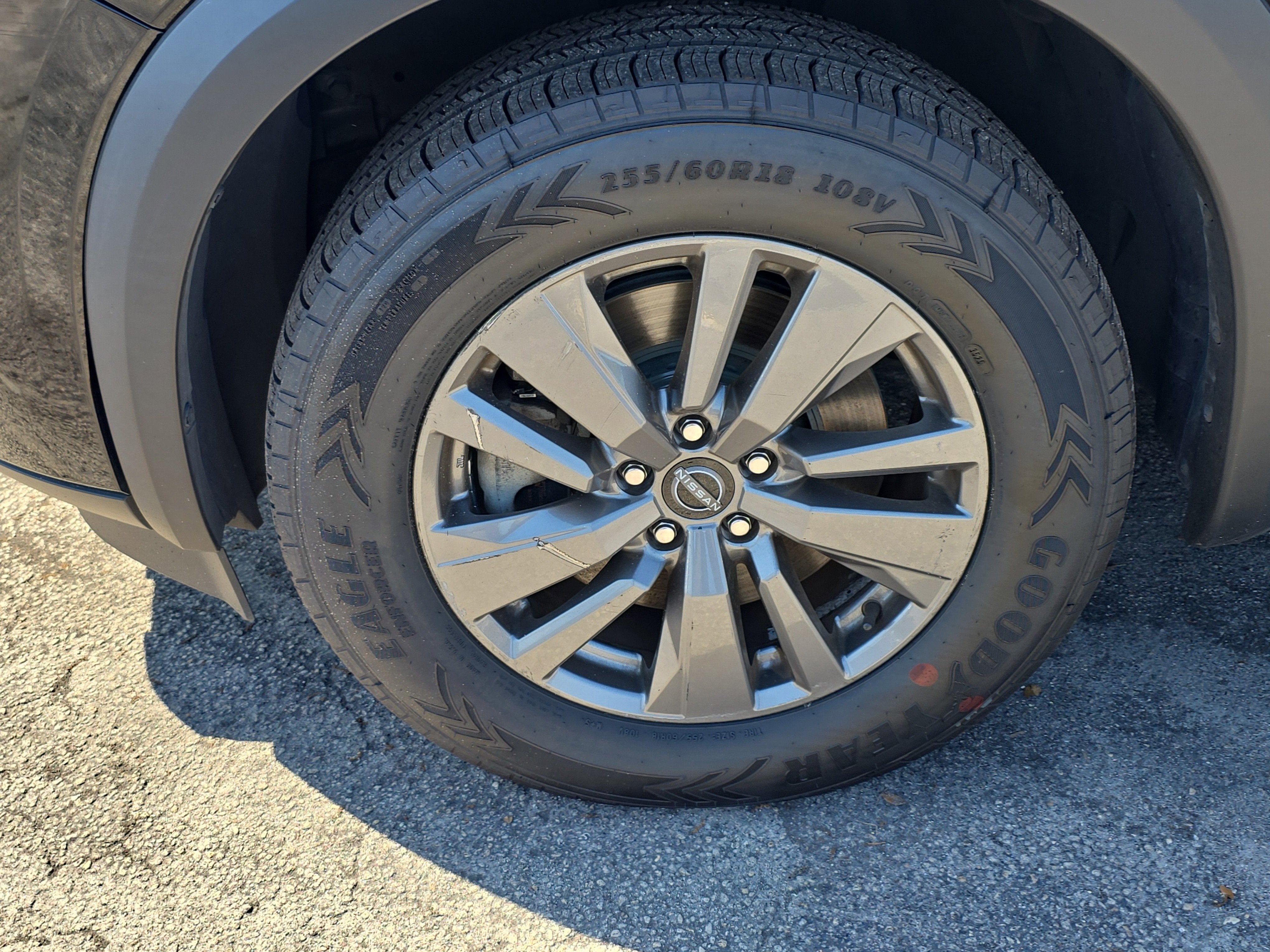 2024 Nissan Pathfinder S