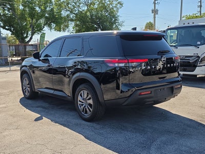 2024 Nissan Pathfinder S