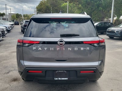 2025 Nissan Pathfinder SV