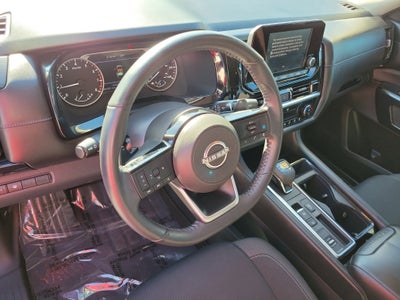 2022 Nissan Pathfinder SV