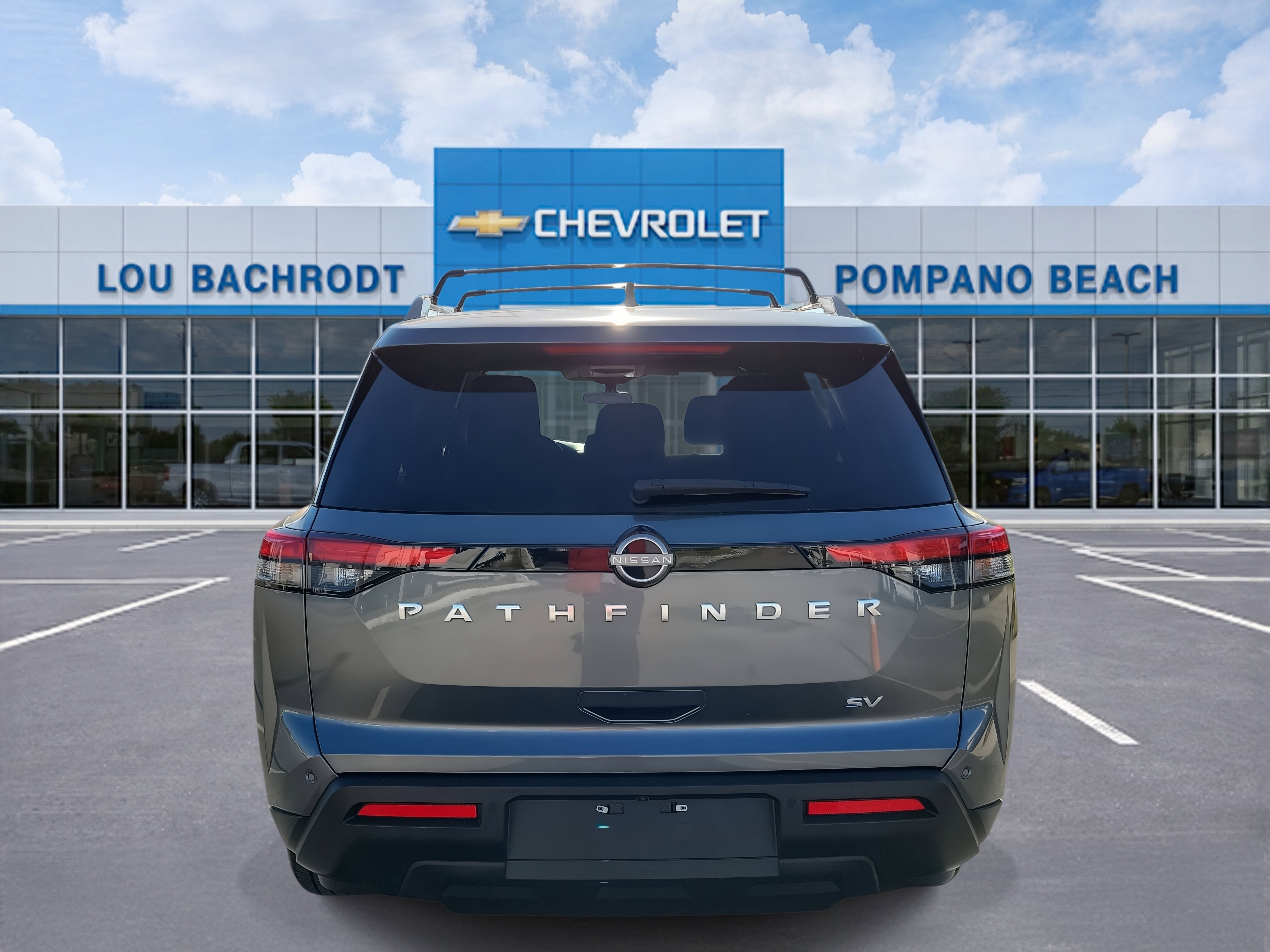 2022 Nissan Pathfinder SV