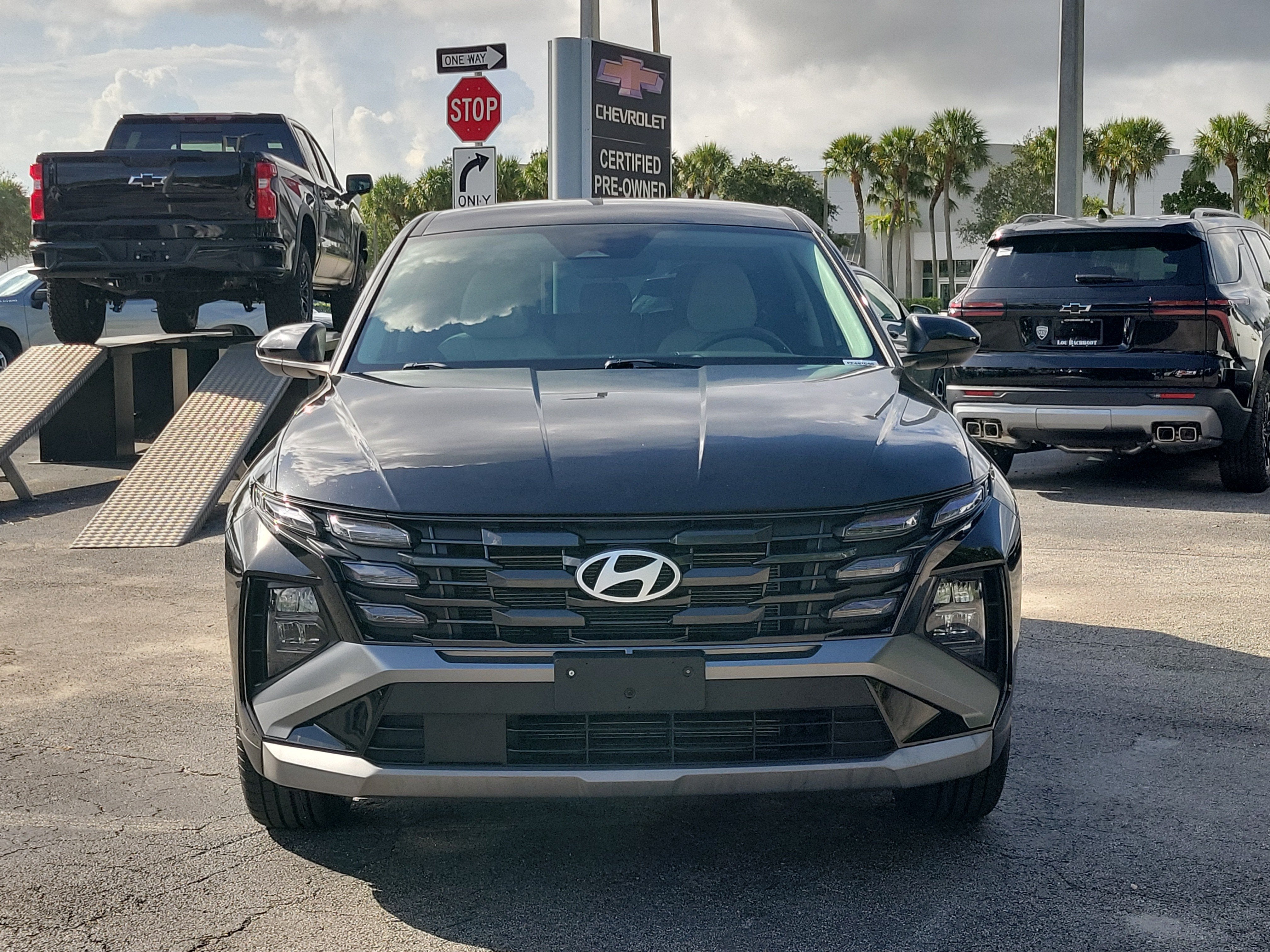 2025 Hyundai Tucson SE