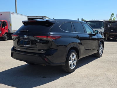 2024 Toyota Highlander LE